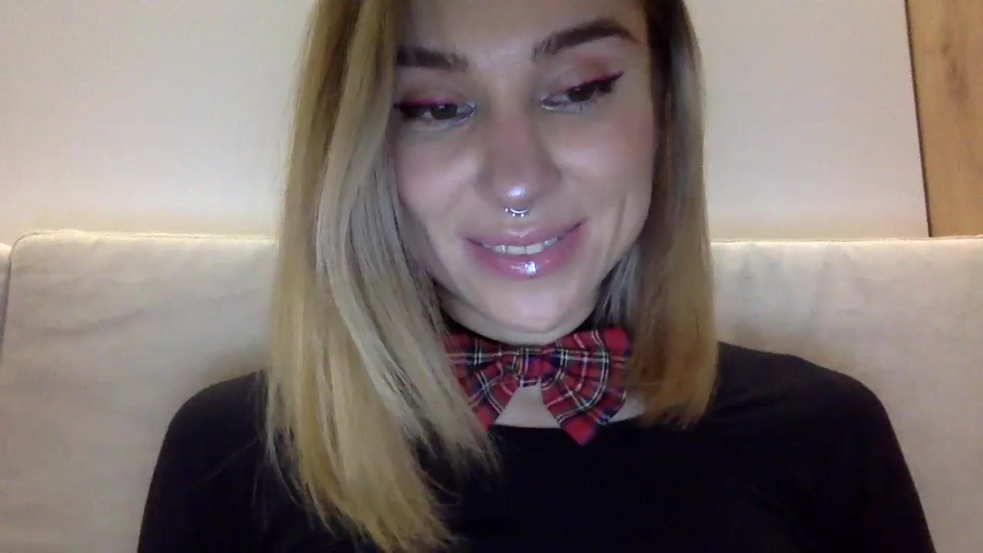 Gallery image thumbnail from EgoisticKitty's myfreecams stream on, 12/24/2023, 08:55 image 1 of 20