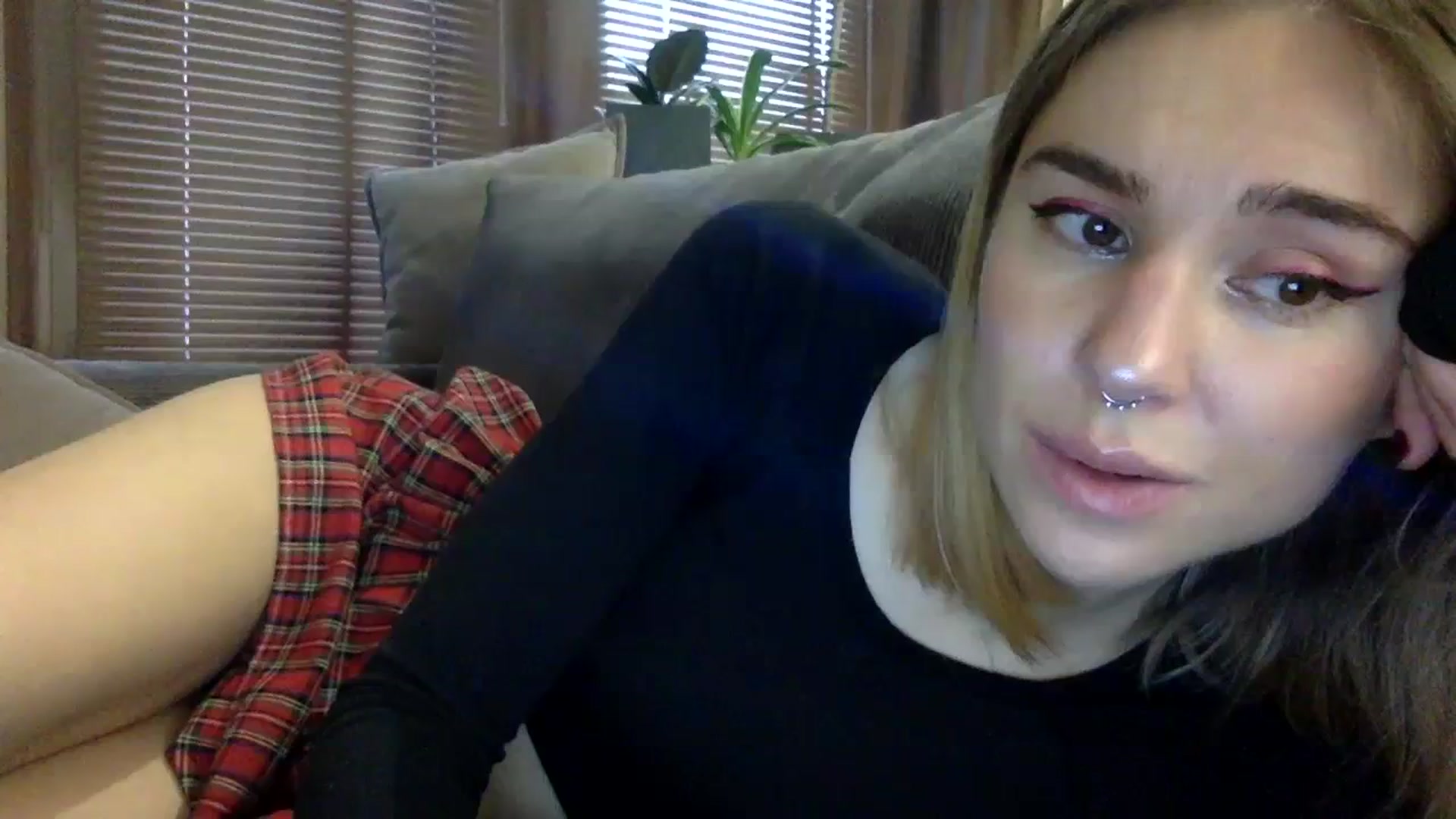Gallery image thumbnail from EgoisticKitty's myfreecams stream on, 12/24/2023, 10:09 image 7 of 20