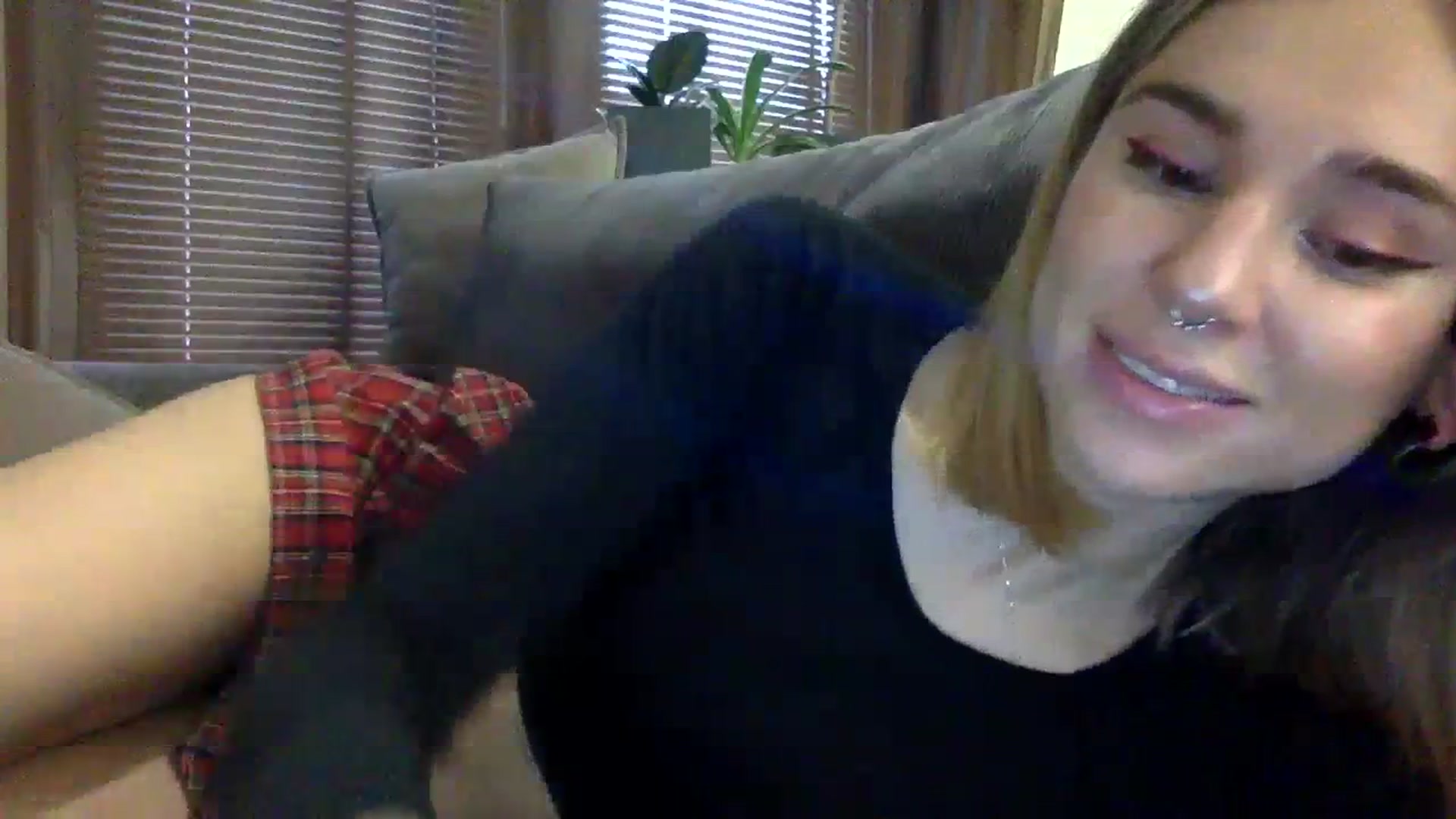 Gallery image thumbnail from EgoisticKitty's myfreecams stream on, 12/24/2023, 10:09 image 6 of 20