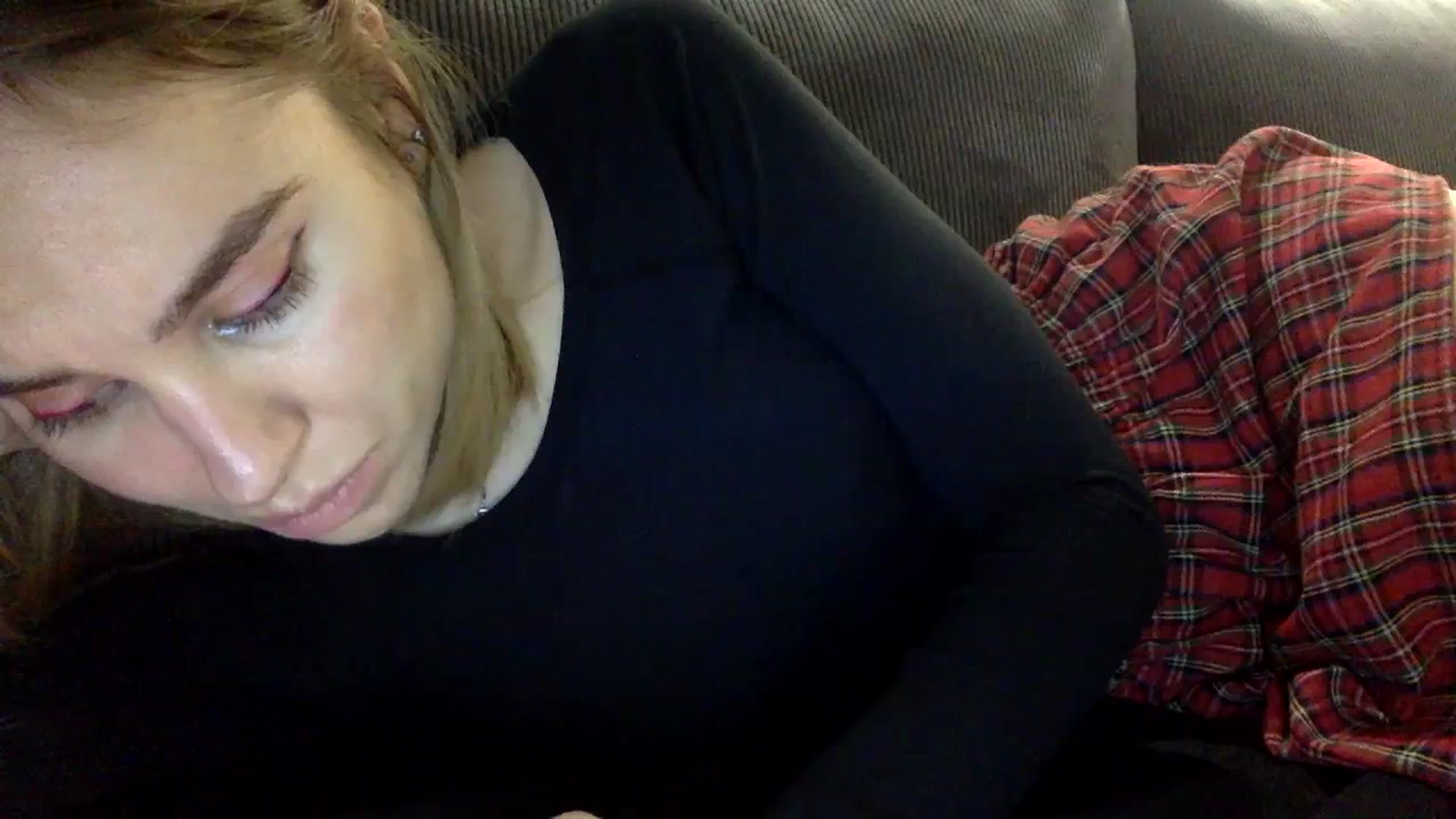 Gallery image thumbnail from EgoisticKitty's myfreecams stream on, 12/24/2023, 12:22 image 7 of 20