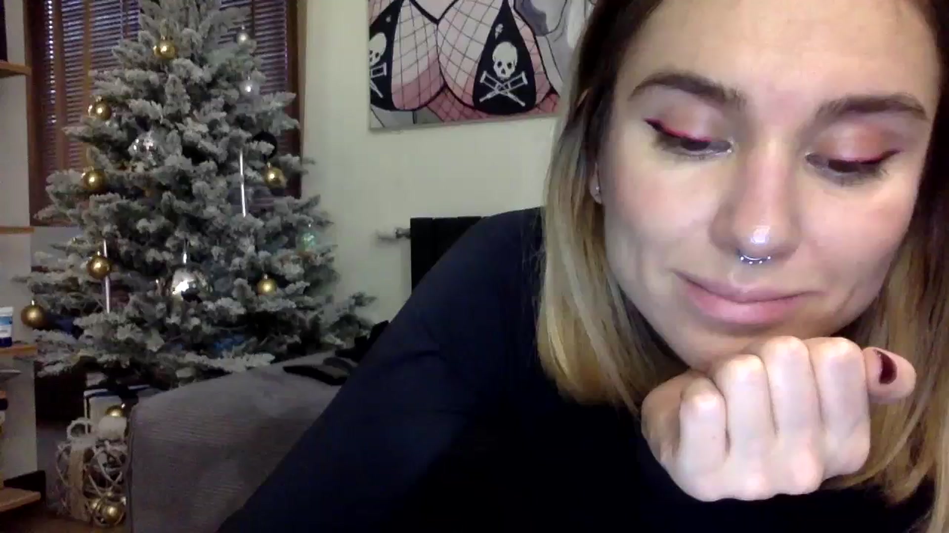 Gallery image thumbnail from EgoisticKitty's myfreecams stream on, 12/24/2023, 12:22 image 5 of 20