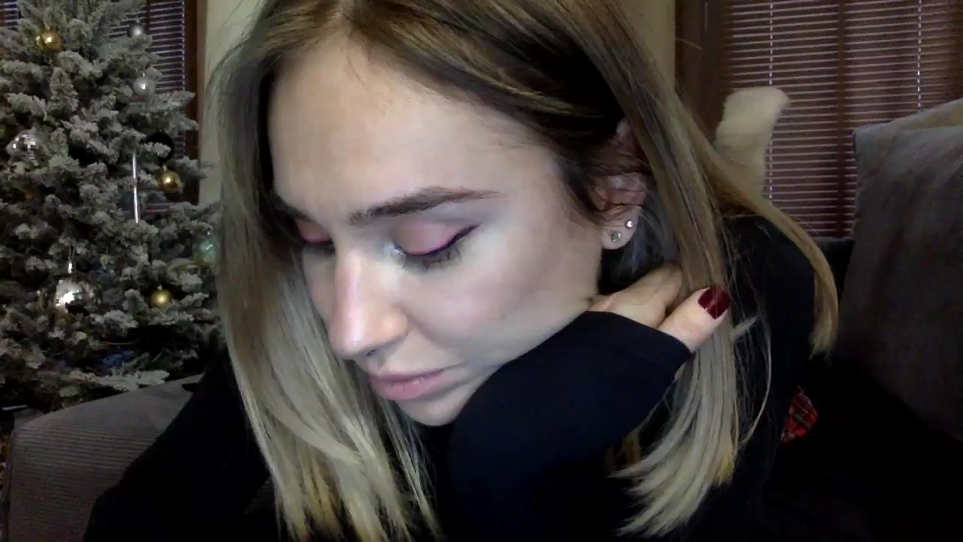 Gallery image thumbnail from EgoisticKitty's myfreecams stream on, 12/24/2023, 12:22 image 1 of 20