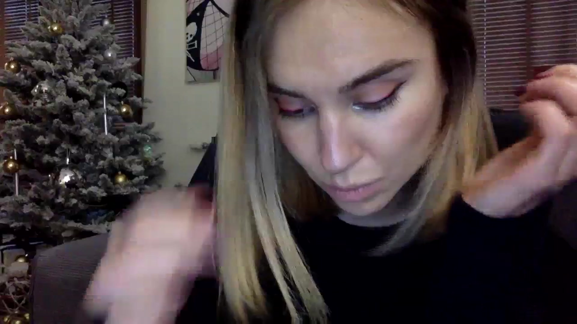 Gallery image thumbnail from EgoisticKitty's myfreecams stream on, 12/24/2023, 12:22 image 2 of 20