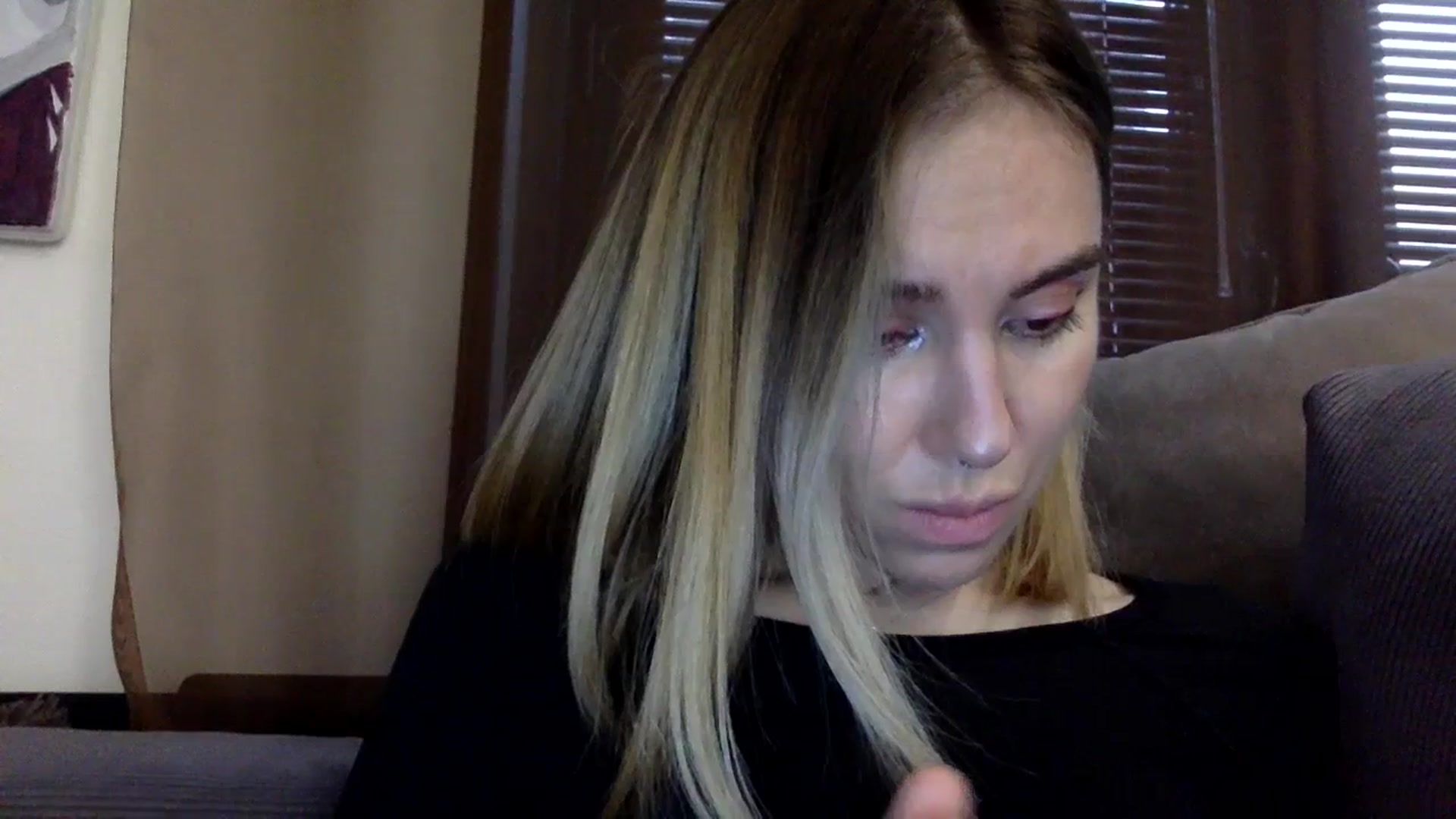 Gallery image thumbnail from EgoisticKitty's myfreecams stream on, 12/24/2023, 12:22 image 13 of 20
