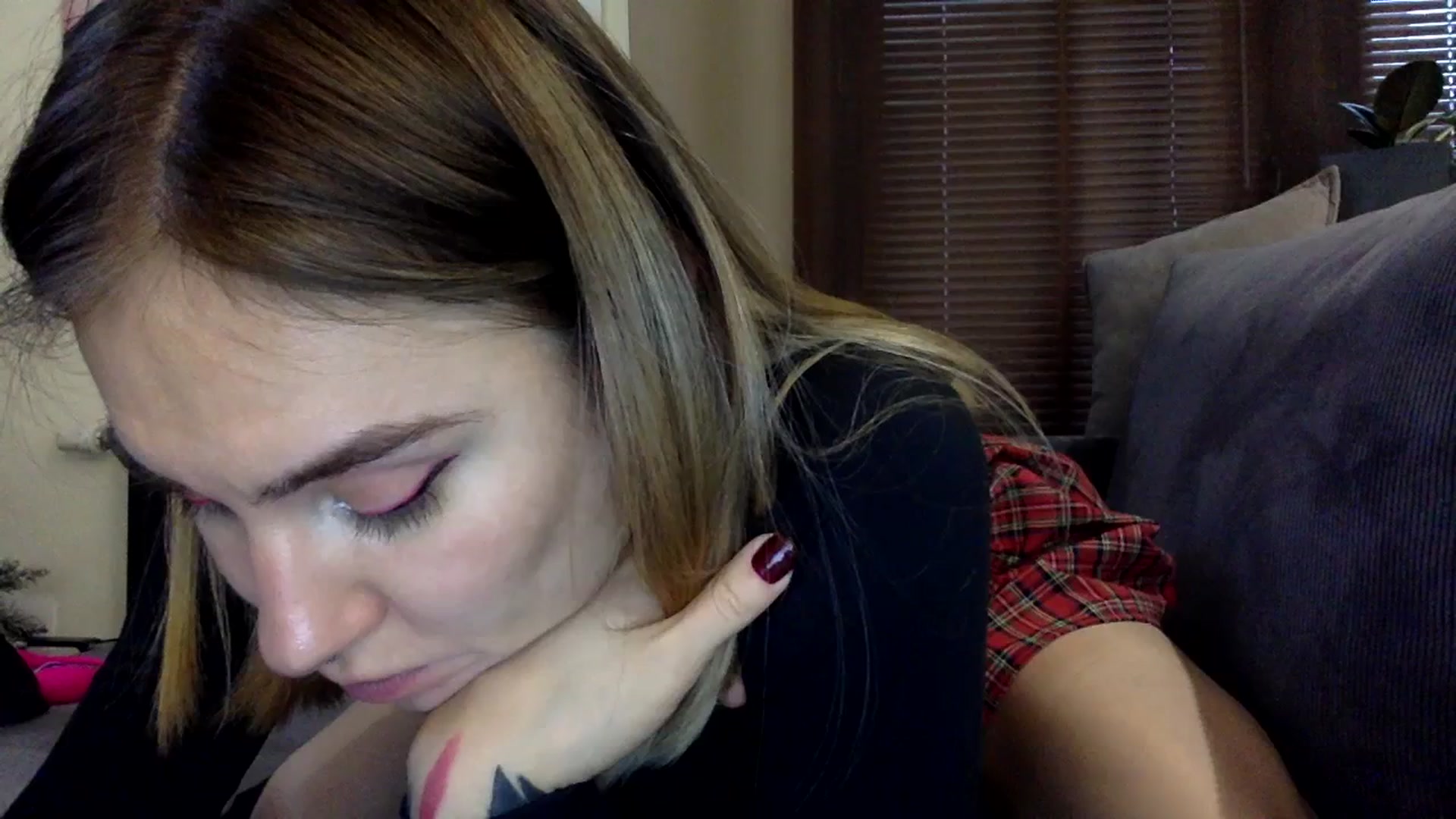 Gallery image thumbnail from EgoisticKitty's myfreecams stream on, 12/24/2023, 12:22 image 16 of 20