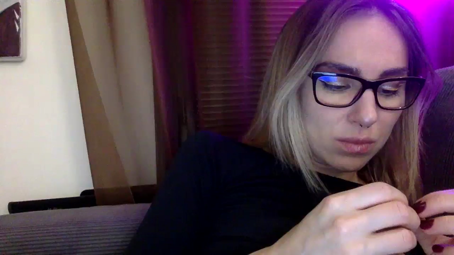 Gallery image thumbnail from EgoisticKitty's myfreecams stream on, 12/24/2023, 21:44 image 17 of 20