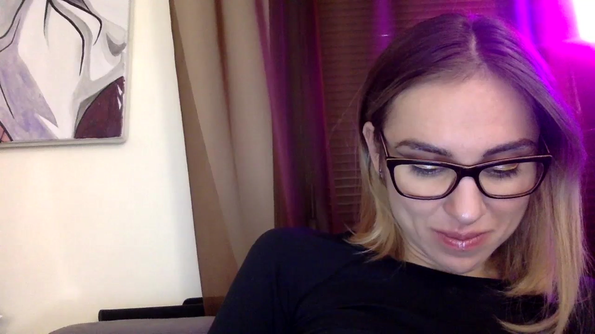 Gallery image thumbnail from EgoisticKitty's myfreecams stream on, 12/24/2023, 21:44 image 12 of 20