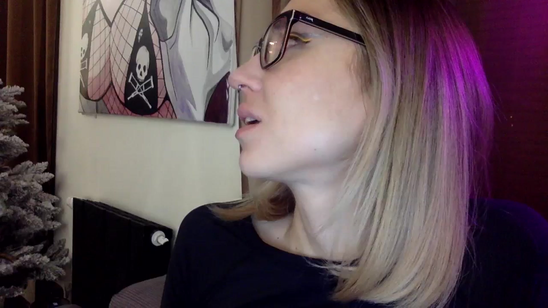 Gallery image thumbnail from EgoisticKitty's myfreecams stream on, 12/24/2023, 21:44 image 20 of 20
