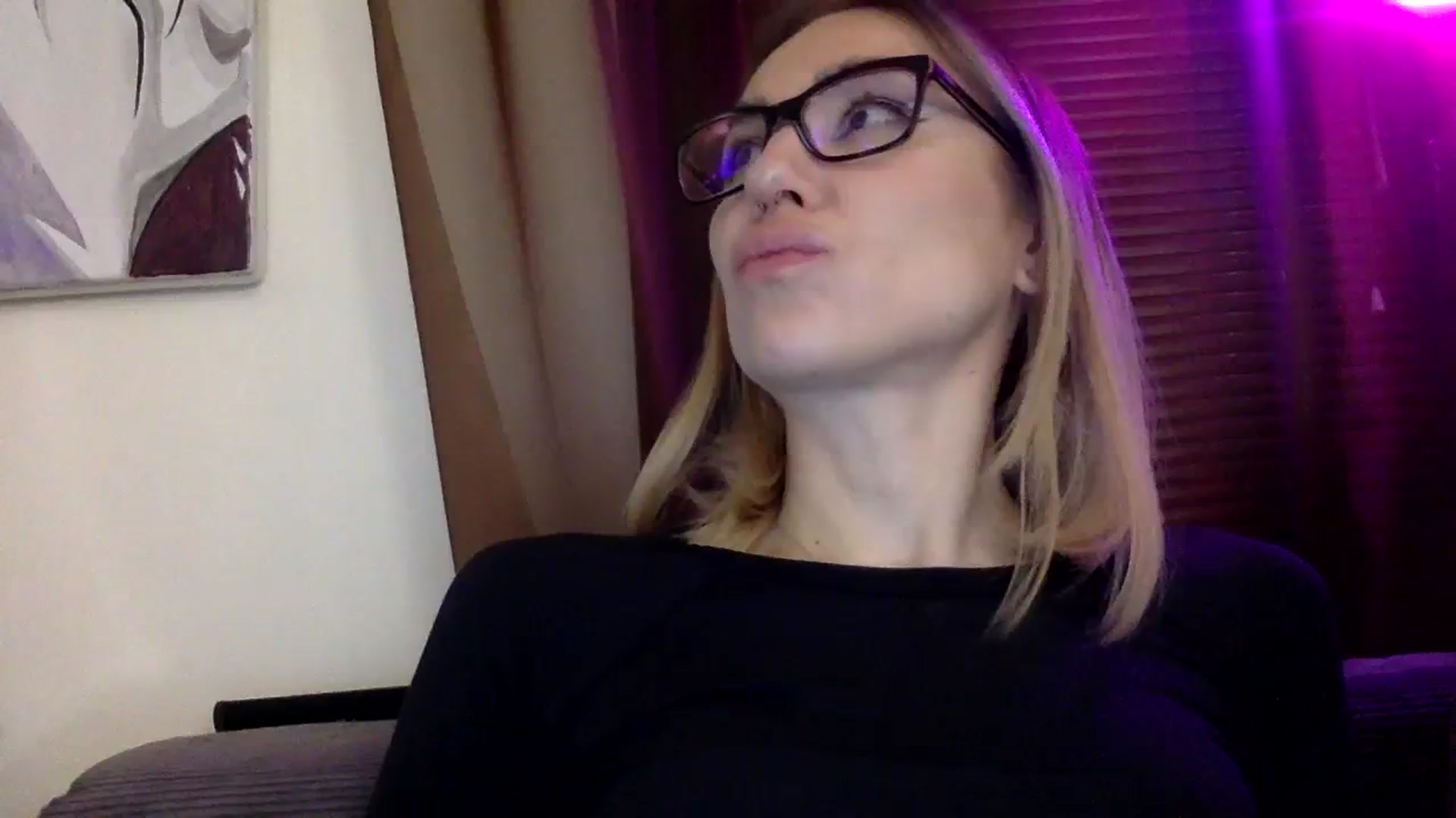 Gallery image thumbnail from EgoisticKitty's myfreecams stream on, 12/24/2023, 21:44 image 13 of 20