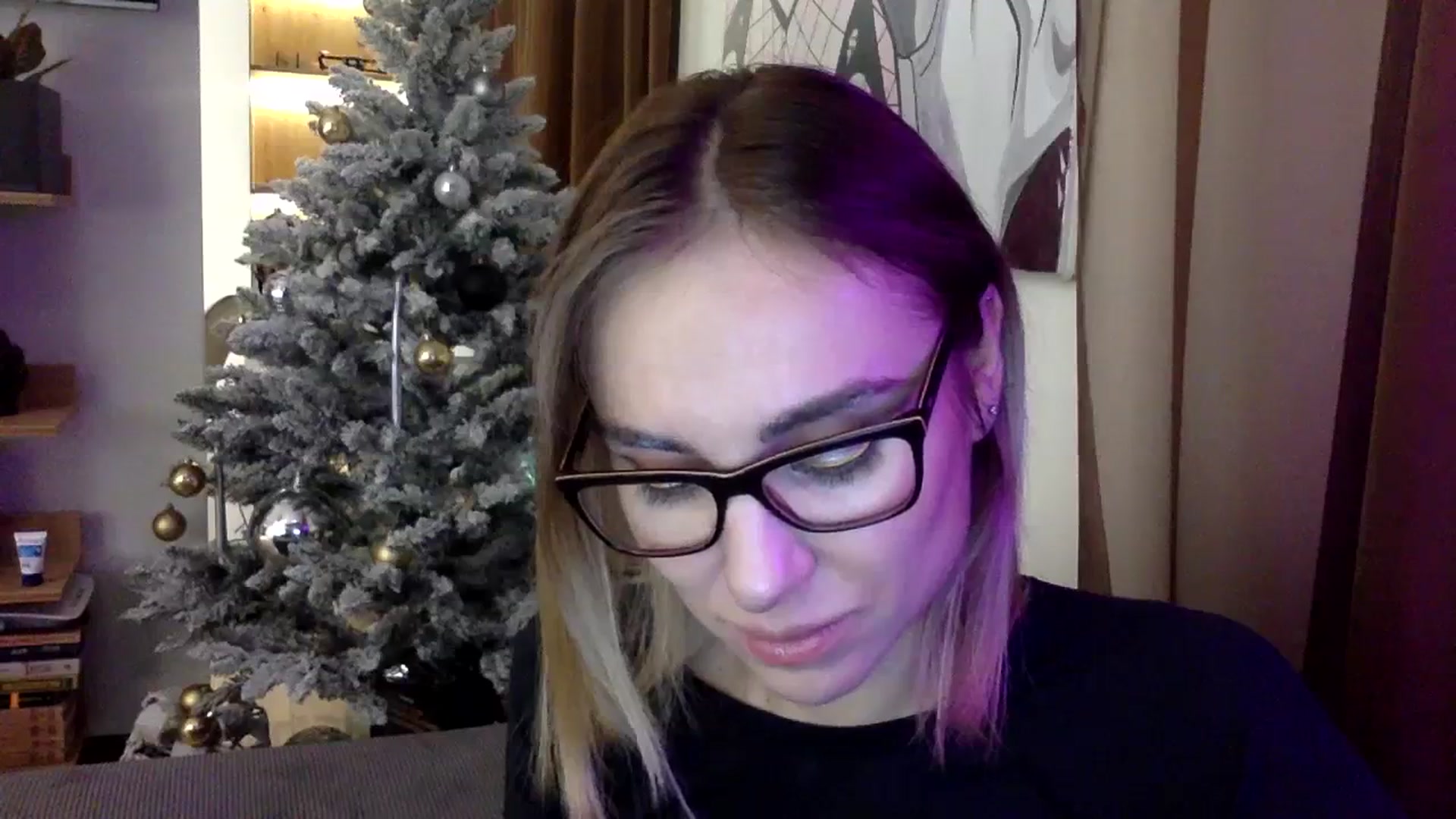 Gallery image thumbnail from EgoisticKitty's myfreecams stream on, 12/24/2023, 22:56 image 10 of 20