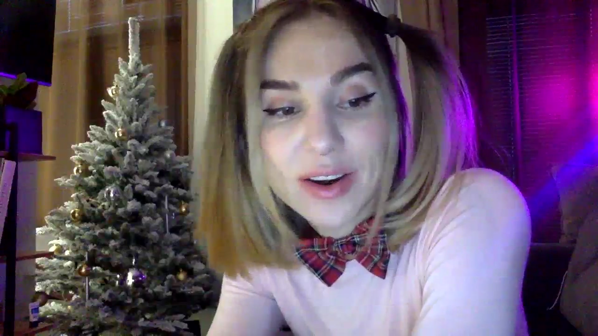 Gallery image thumbnail from EgoisticKitty's myfreecams stream on, 12/25/2023, 06:56 image 4 of 20