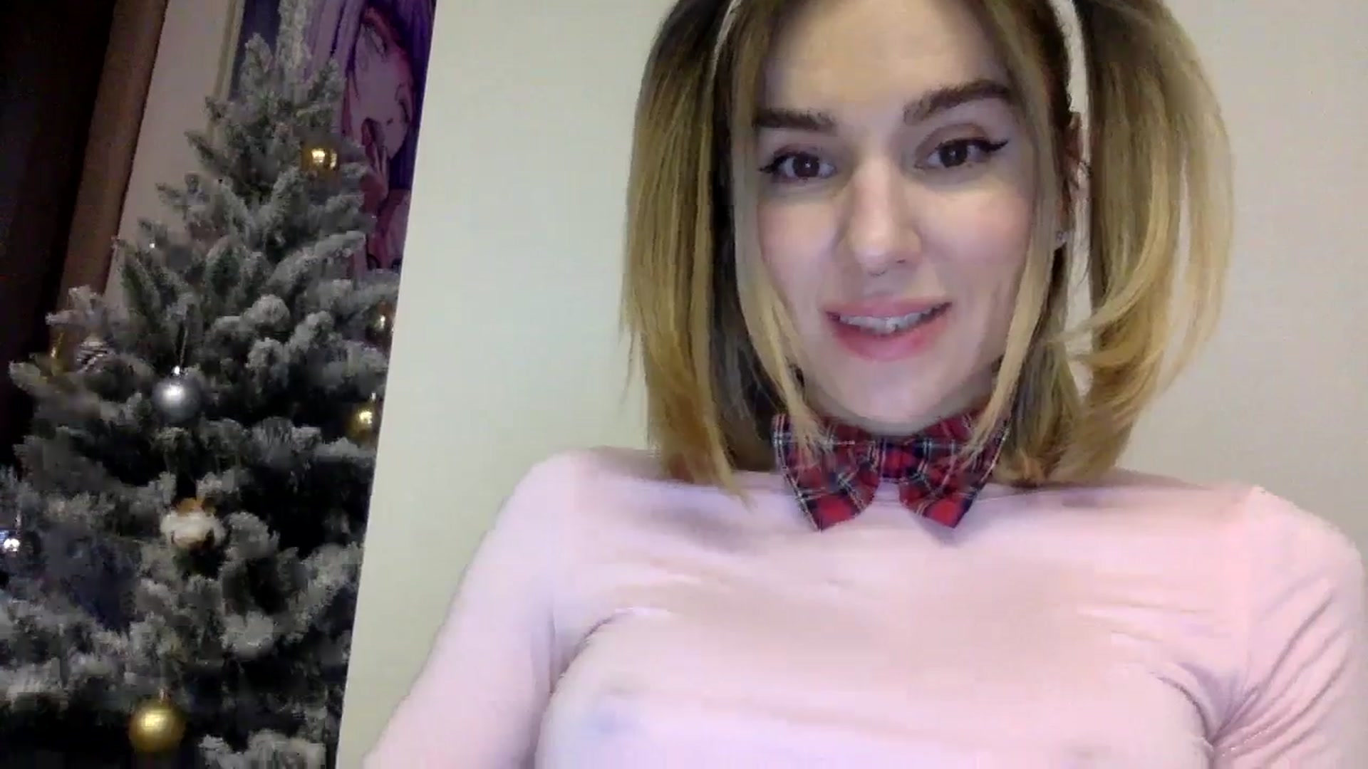 Gallery image thumbnail from EgoisticKitty's myfreecams stream on, 12/25/2023, 07:32 image 7 of 20