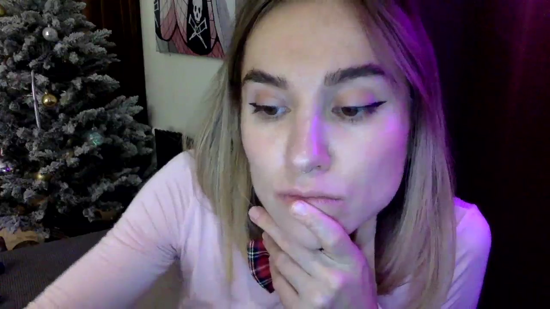 Gallery image thumbnail from EgoisticKitty's myfreecams stream on, 12/25/2023, 14:26 image 12 of 20