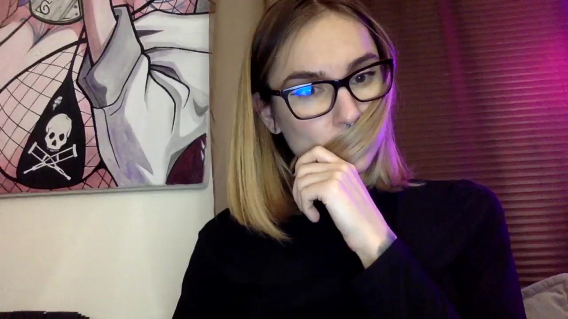 Gallery image thumbnail from EgoisticKitty's myfreecams stream on, 12/25/2023, 23:57 image 4 of 20
