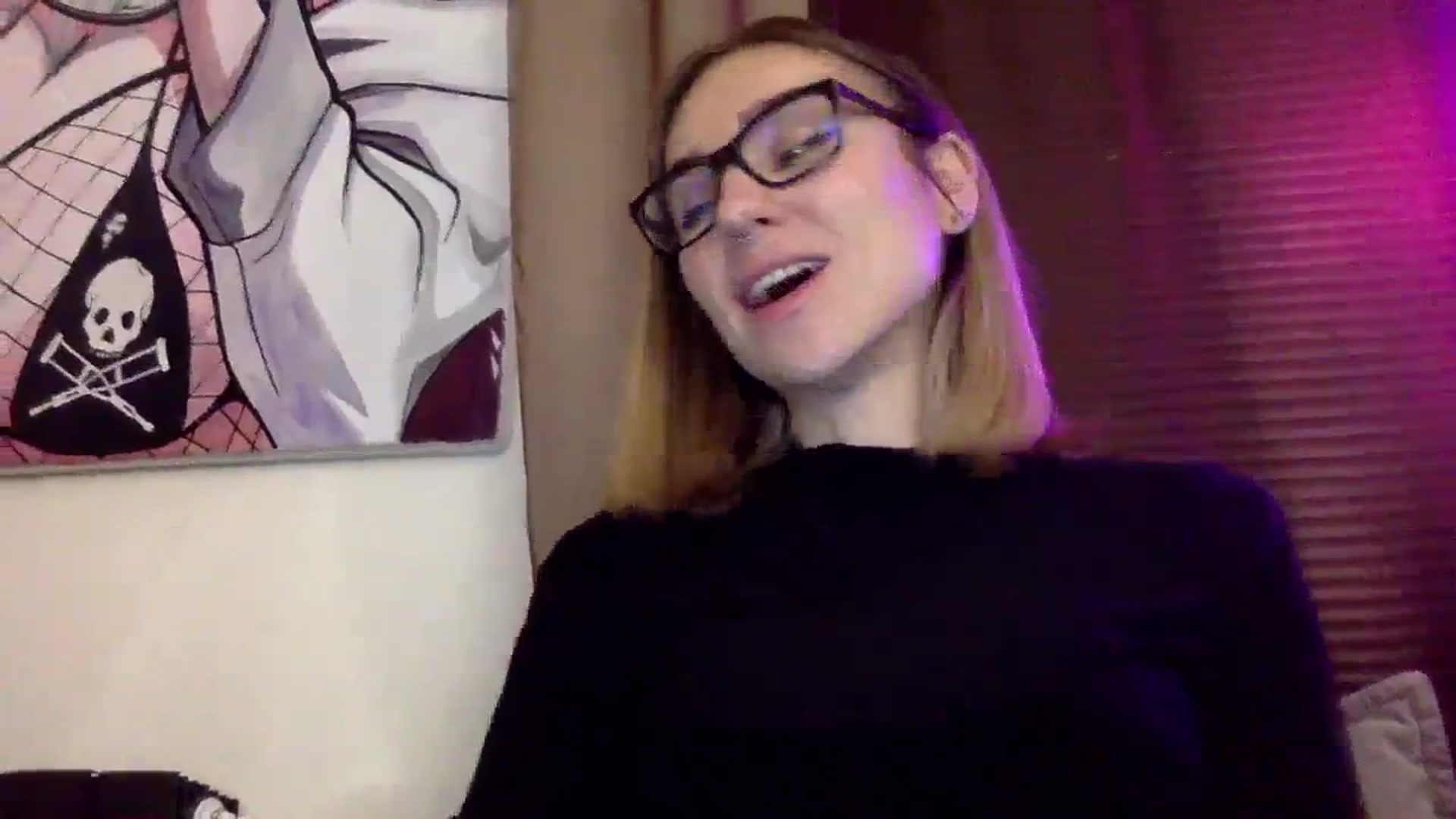 Gallery image thumbnail from EgoisticKitty's myfreecams stream on, 12/25/2023, 23:57 image 7 of 20
