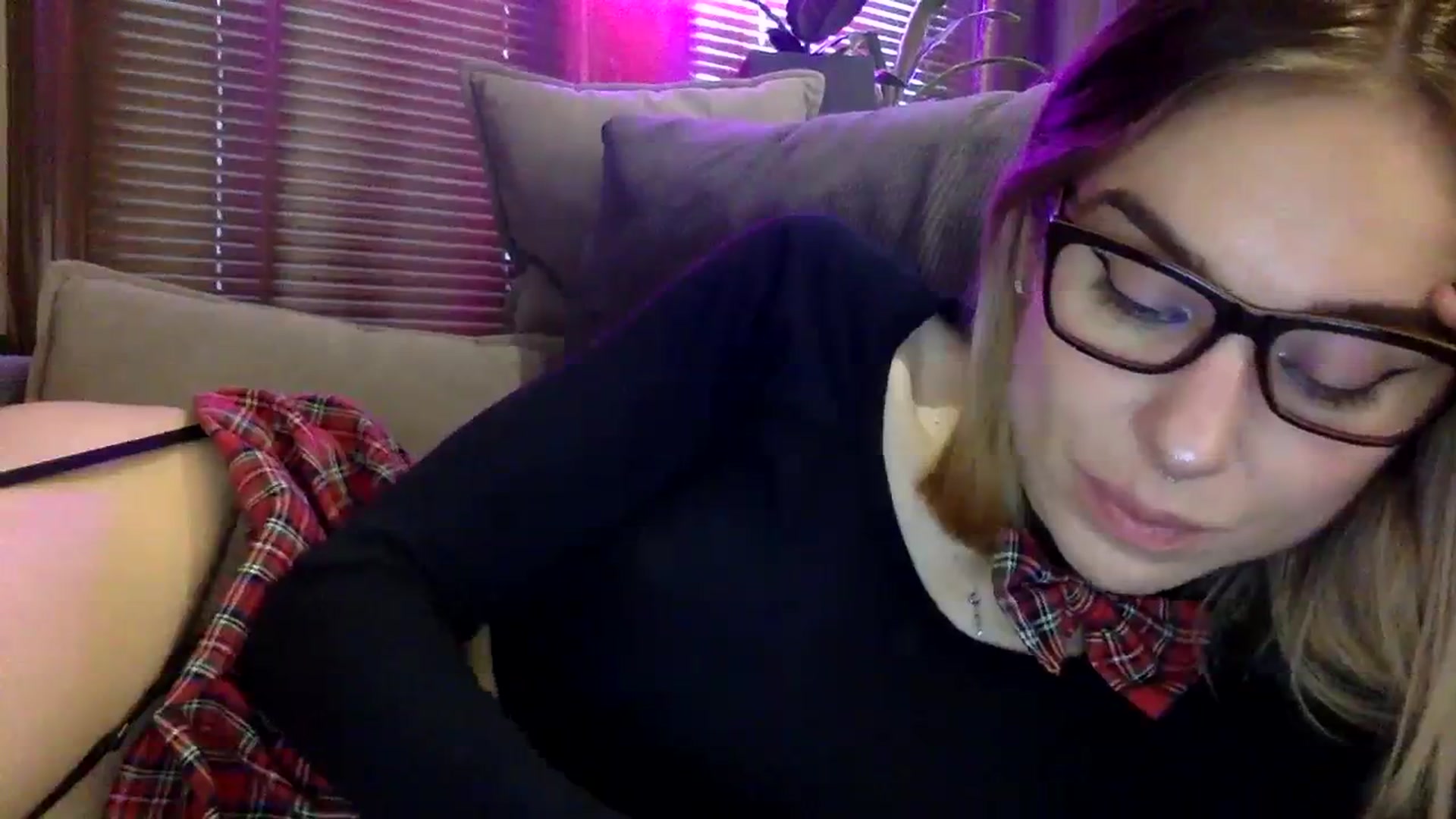 Gallery image thumbnail from EgoisticKitty's myfreecams stream on, 12/26/2023, 09:13 image 8 of 20