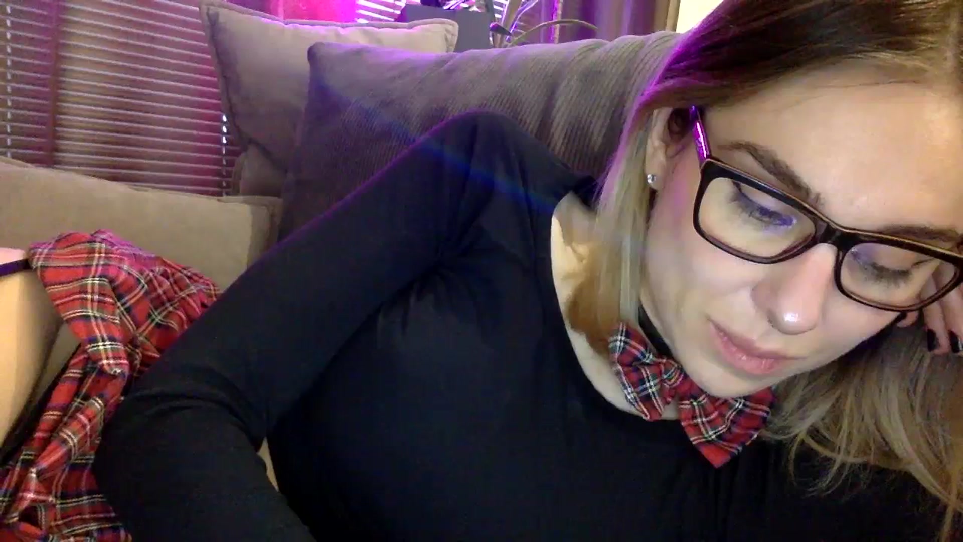 Gallery image thumbnail from EgoisticKitty's myfreecams stream on, 12/26/2023, 09:13 image 4 of 20