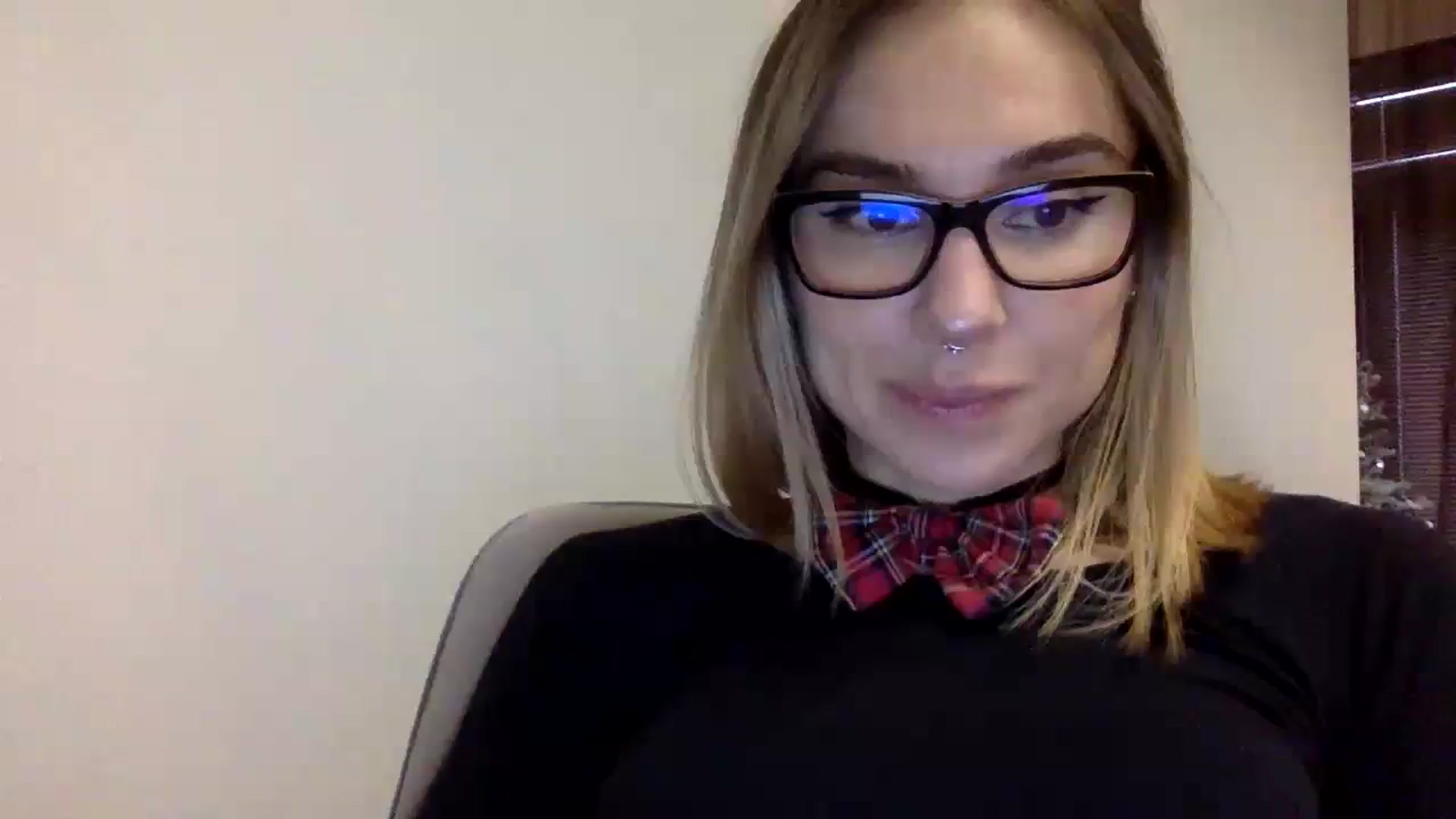 Gallery image thumbnail from EgoisticKitty's myfreecams stream on, 12/26/2023, 10:05 image 10 of 20