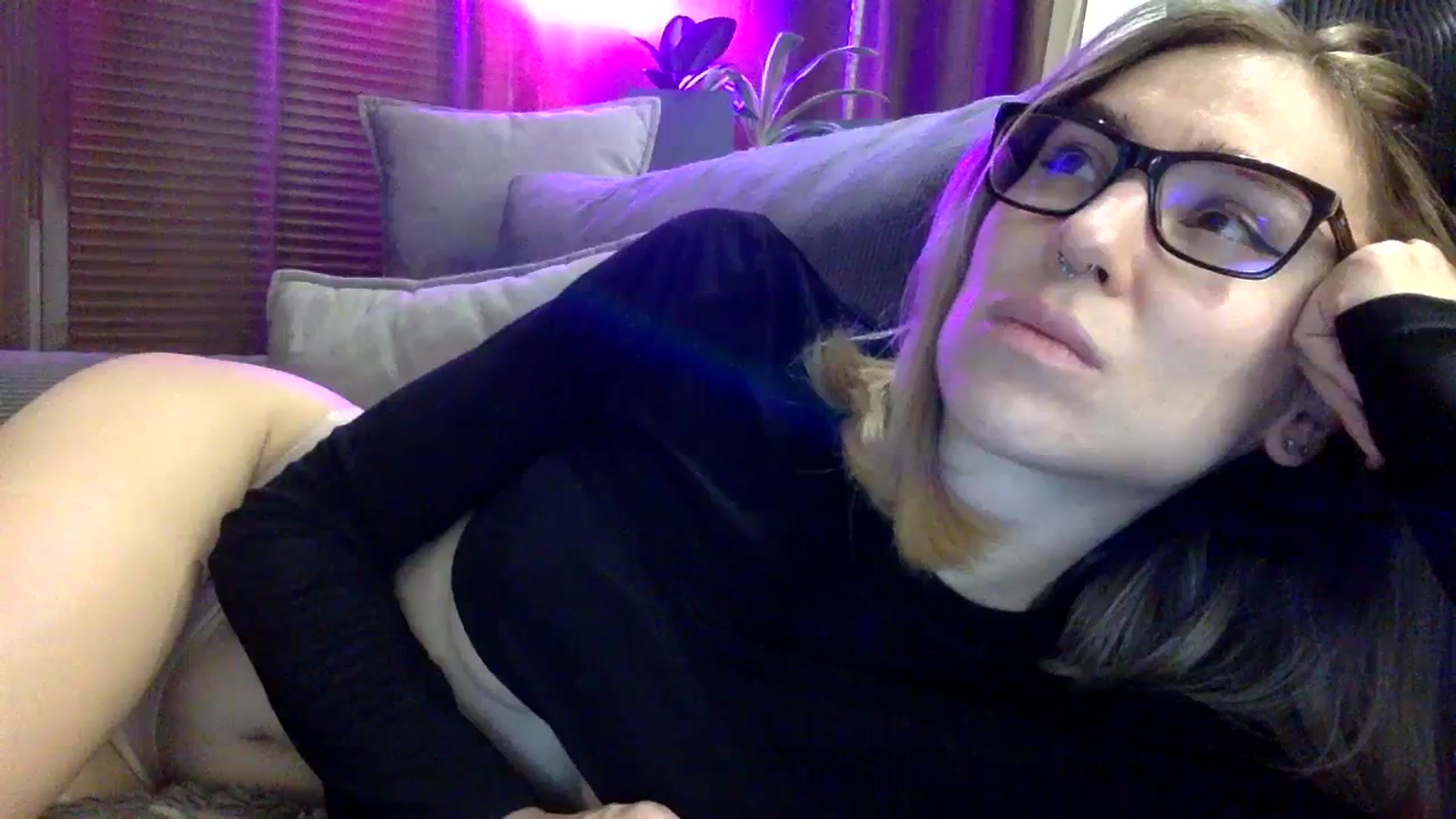 Gallery image thumbnail from EgoisticKitty's myfreecams stream on, 12/26/2023, 23:02 image 18 of 20