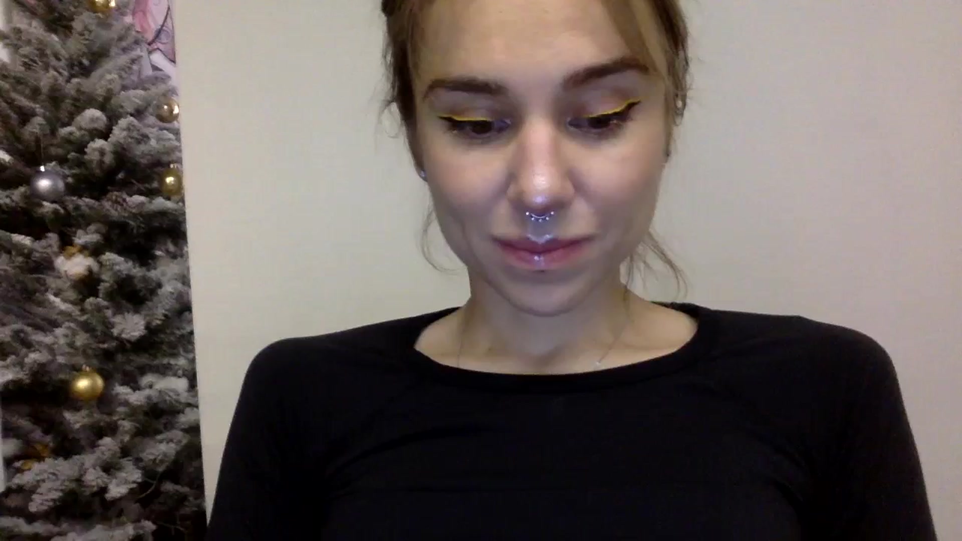 Gallery image thumbnail from EgoisticKitty's myfreecams stream on, 12/28/2023, 07:08 image 3 of 20