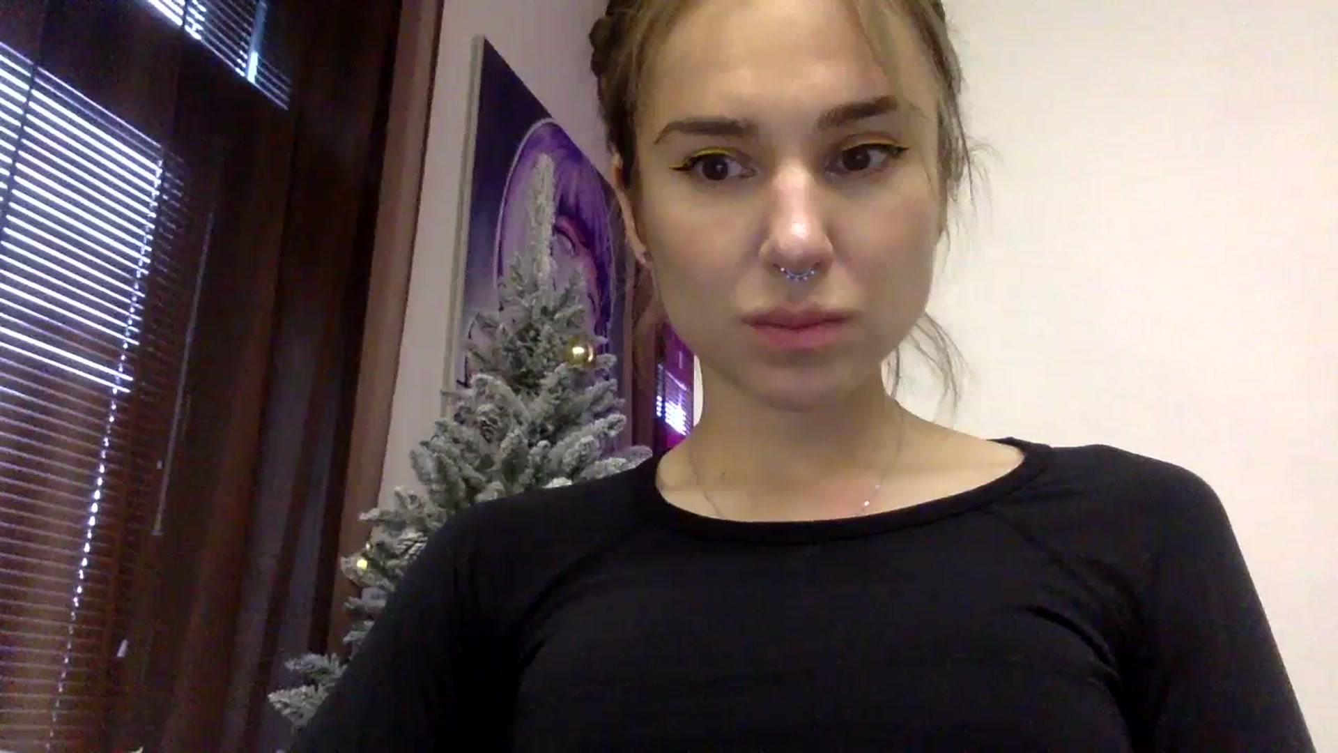 Gallery image thumbnail from EgoisticKitty's myfreecams stream on, 12/28/2023, 09:10 image 15 of 20