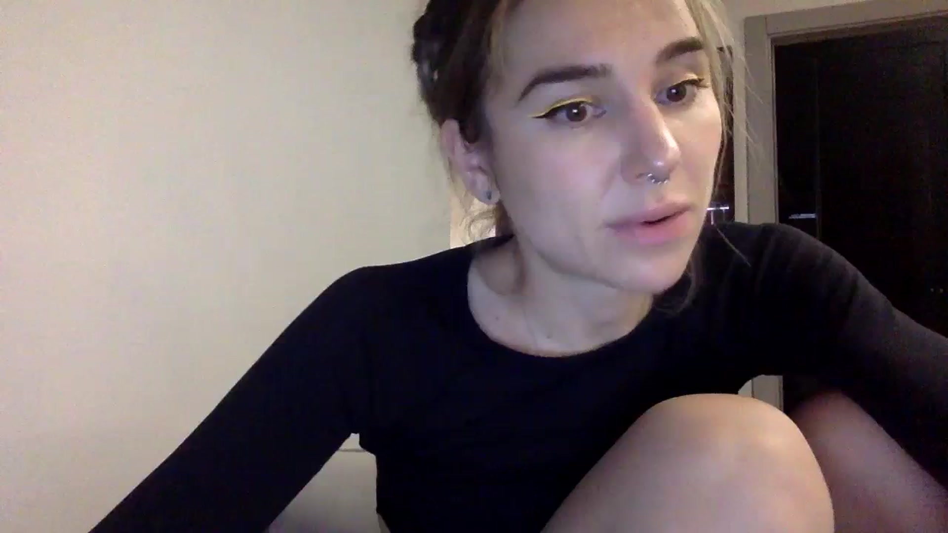 Gallery image thumbnail from EgoisticKitty's myfreecams stream on, 12/28/2023, 10:40 image 4 of 20