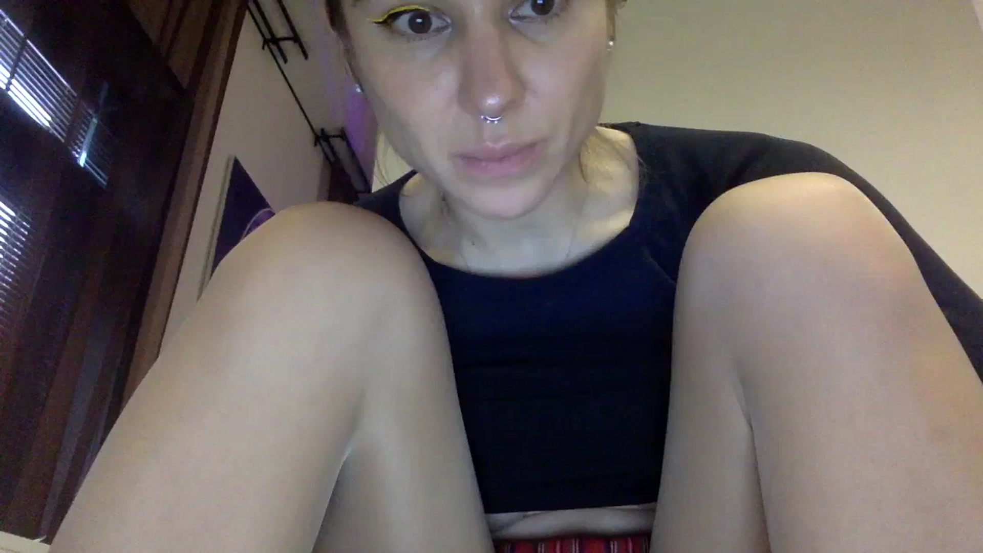 Gallery image thumbnail from EgoisticKitty's myfreecams stream on, 12/28/2023, 10:40 image 20 of 20