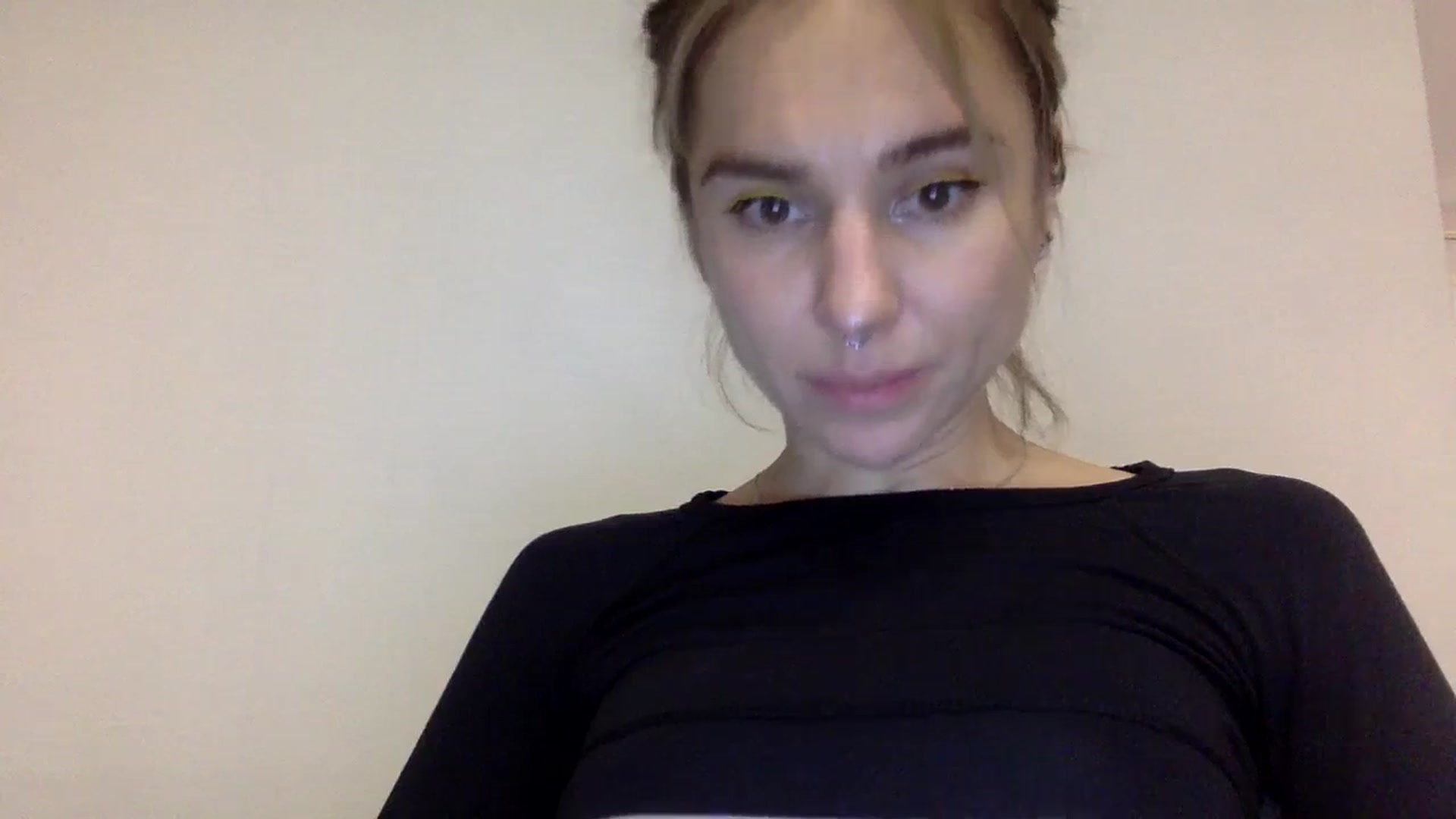 Gallery image thumbnail from EgoisticKitty's myfreecams stream on, 12/28/2023, 10:40 image 14 of 20
