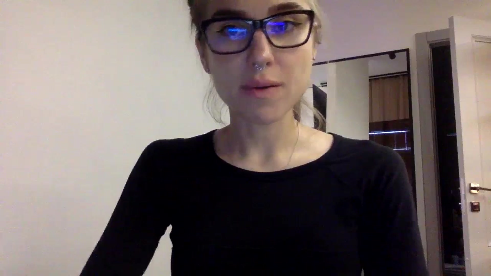 Gallery image thumbnail from EgoisticKitty's myfreecams stream on, 12/28/2023, 11:31 image 6 of 20