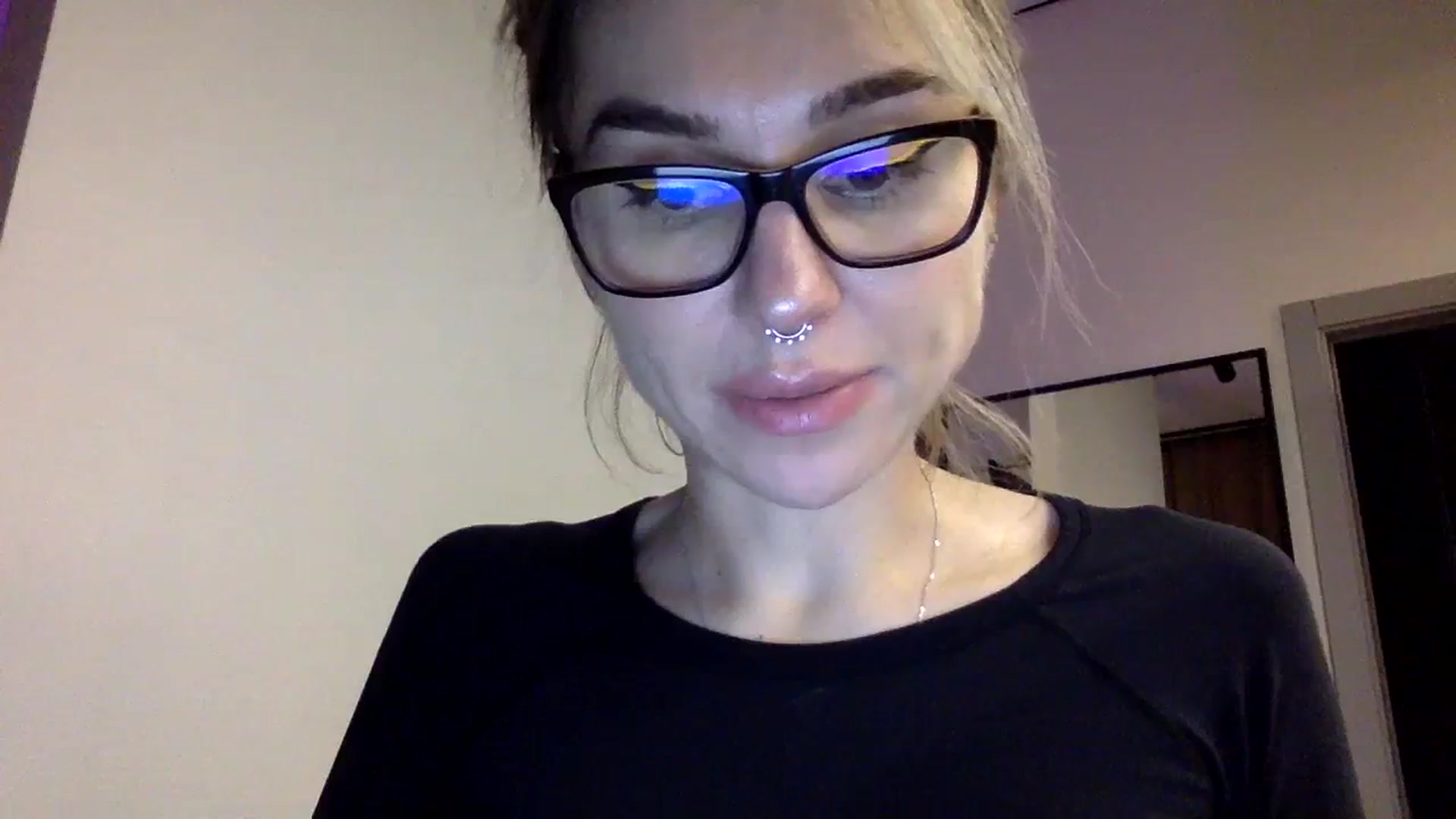 Gallery image thumbnail from EgoisticKitty's myfreecams stream on, 12/28/2023, 13:06 image 9 of 20