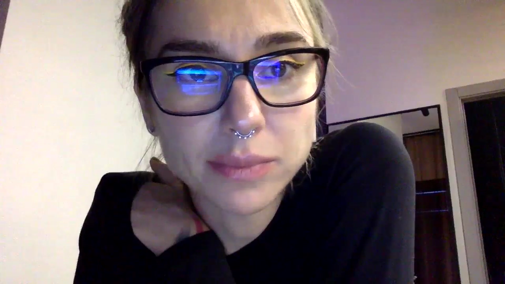 Gallery image thumbnail from EgoisticKitty's myfreecams stream on, 12/28/2023, 13:06 image 15 of 20