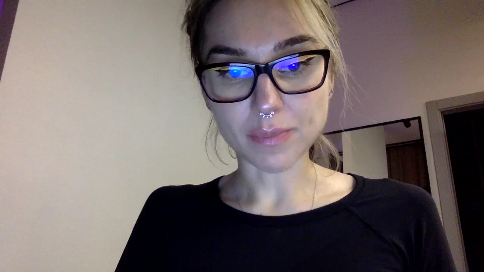 Gallery image thumbnail from EgoisticKitty's myfreecams stream on, 12/28/2023, 13:06 image 3 of 20