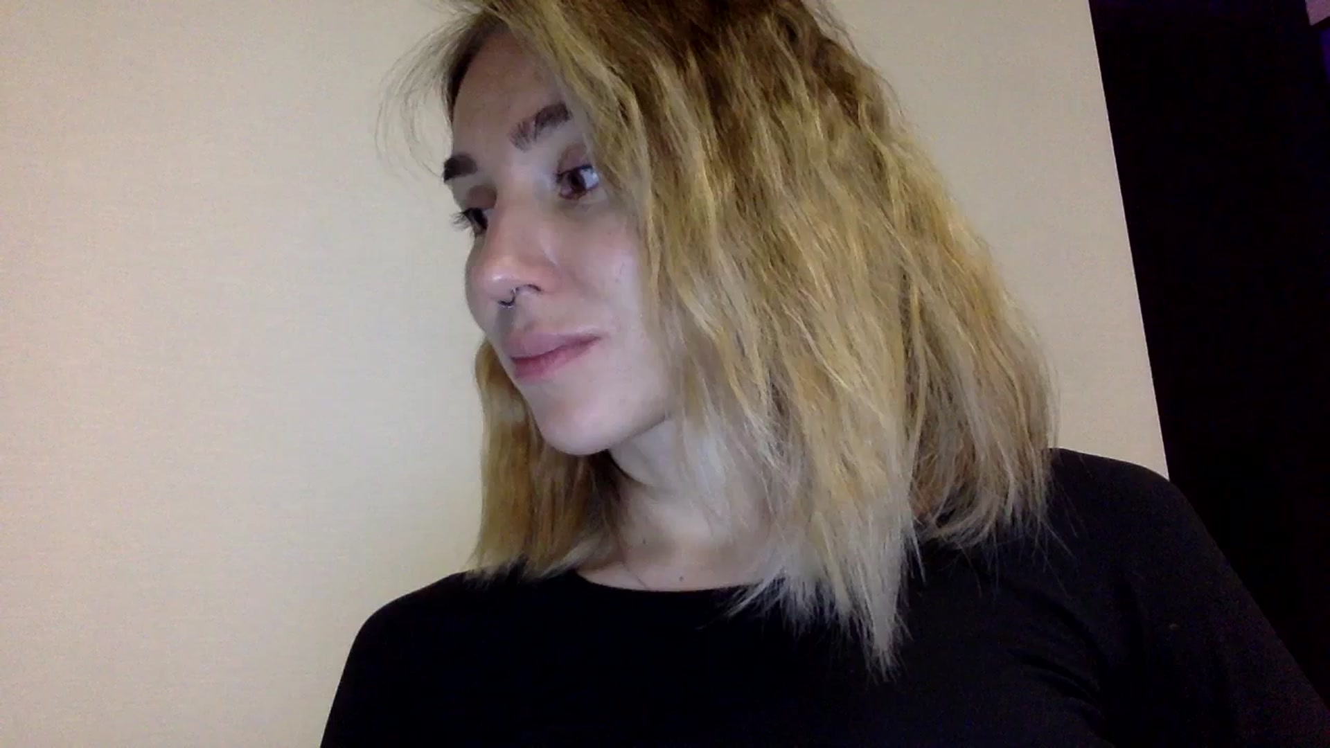 Gallery image thumbnail from EgoisticKitty's myfreecams stream on, 12/29/2023, 09:25 image 6 of 20