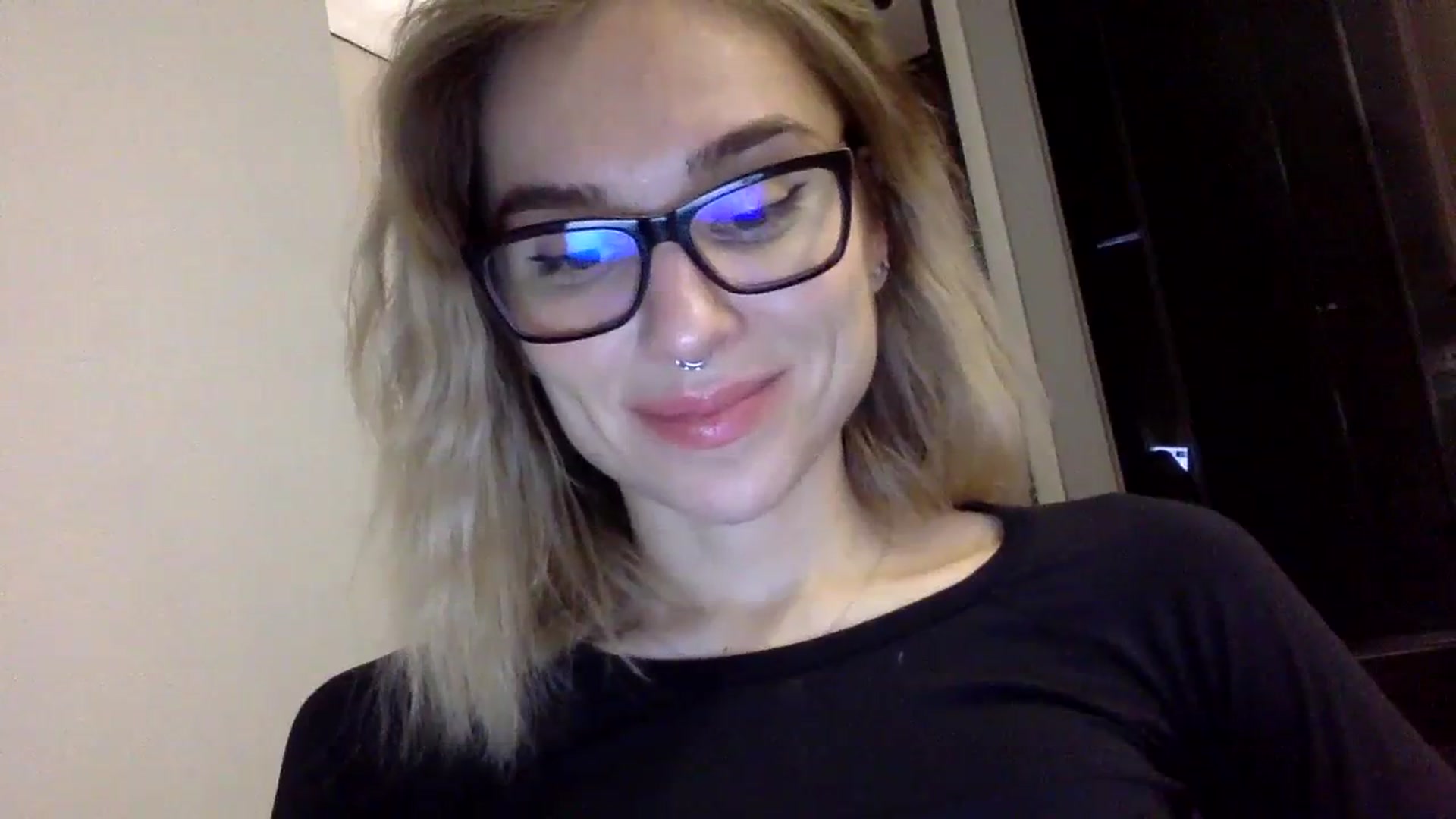 Gallery image thumbnail from EgoisticKitty's myfreecams stream on, 12/29/2023, 09:25 image 20 of 20