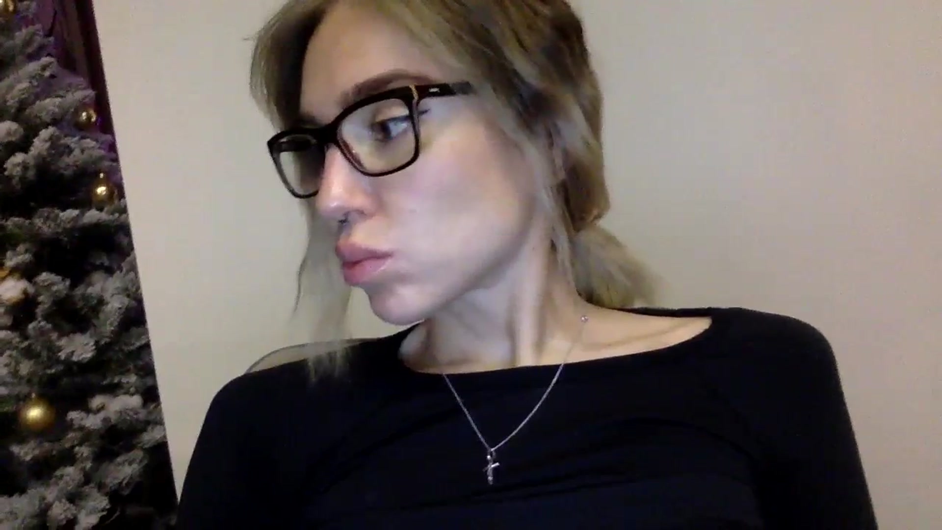 Gallery image thumbnail from EgoisticKitty's myfreecams stream on, 12/29/2023, 12:16 image 2 of 20