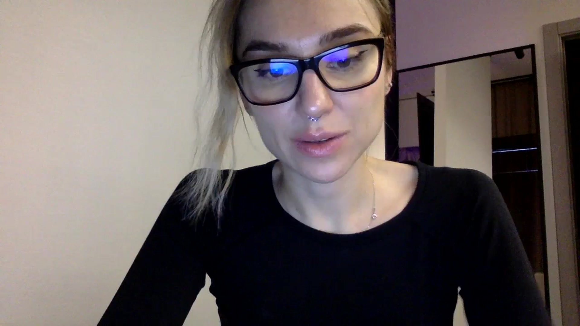 Gallery image thumbnail from EgoisticKitty's myfreecams stream on, 12/29/2023, 12:16 image 15 of 20