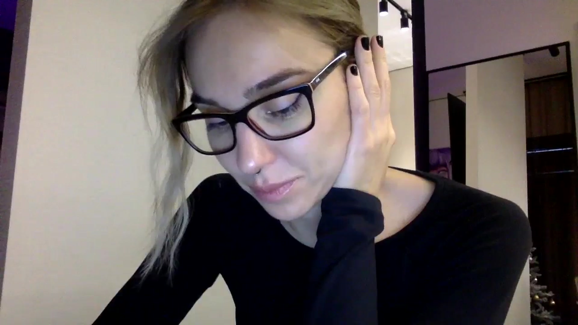 Gallery image thumbnail from EgoisticKitty's myfreecams stream on, 12/29/2023, 12:16 image 16 of 20