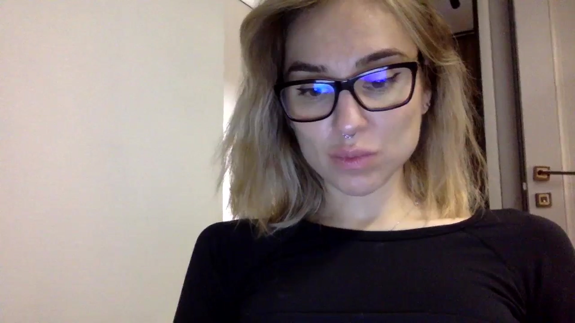 Gallery image thumbnail from EgoisticKitty's myfreecams stream on, 12/29/2023, 13:55 image 6 of 20