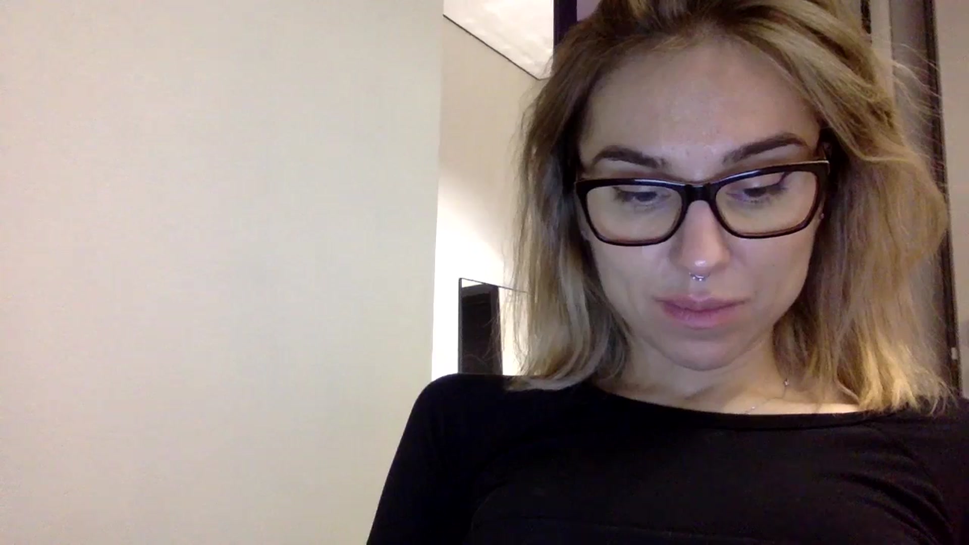 Gallery image thumbnail from EgoisticKitty's myfreecams stream on, 12/29/2023, 13:55 image 5 of 20