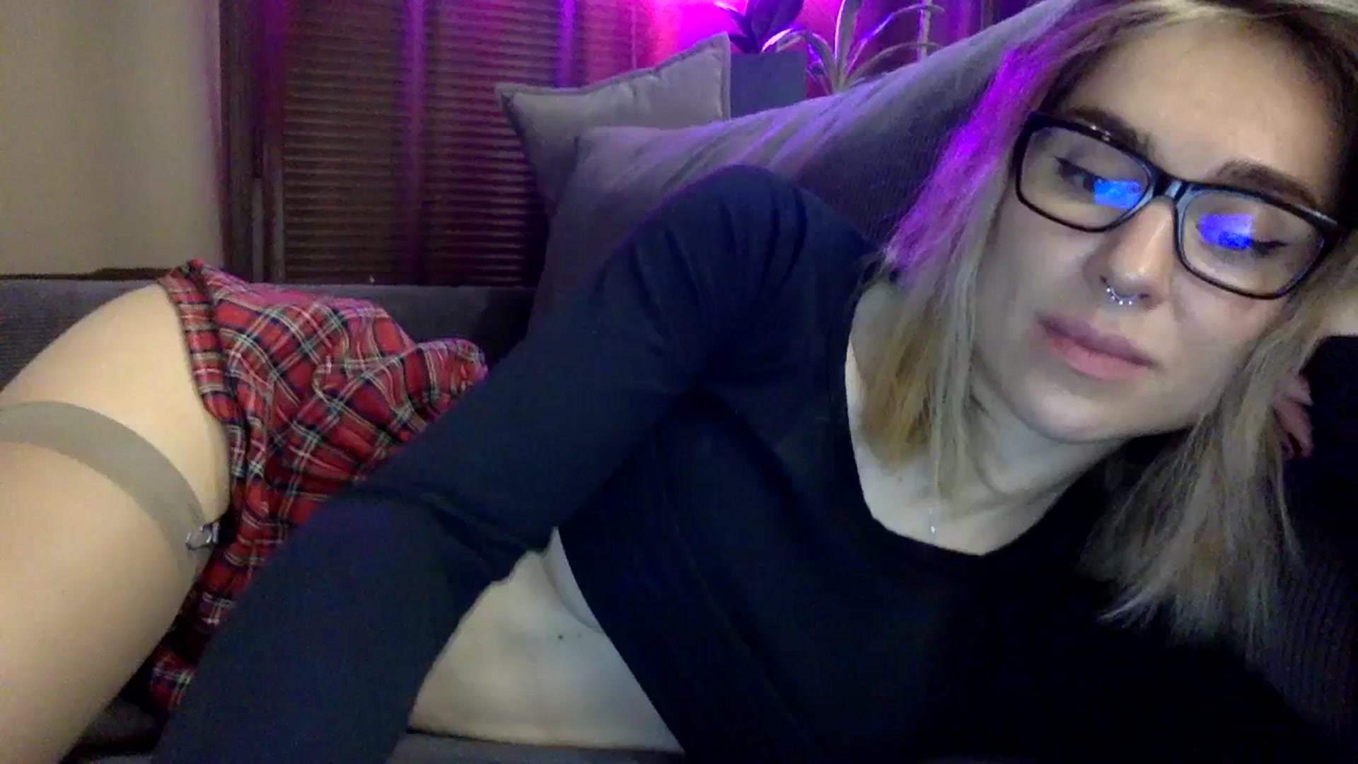 Gallery image thumbnail from EgoisticKitty's myfreecams stream on, 12/29/2023, 14:18 image 3 of 20