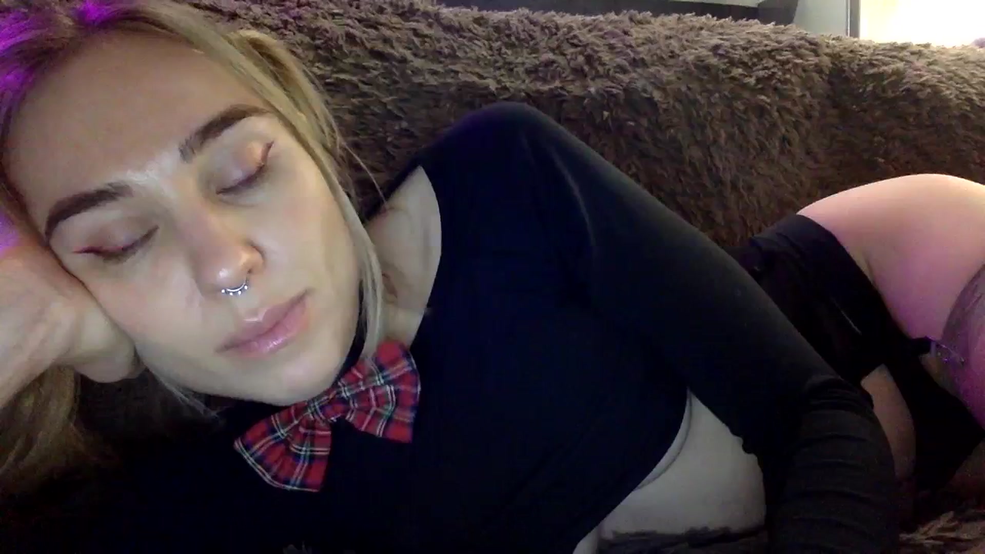 Gallery image thumbnail from EgoisticKitty's myfreecams stream on, 12/30/2023, 10:32 image 1 of 20