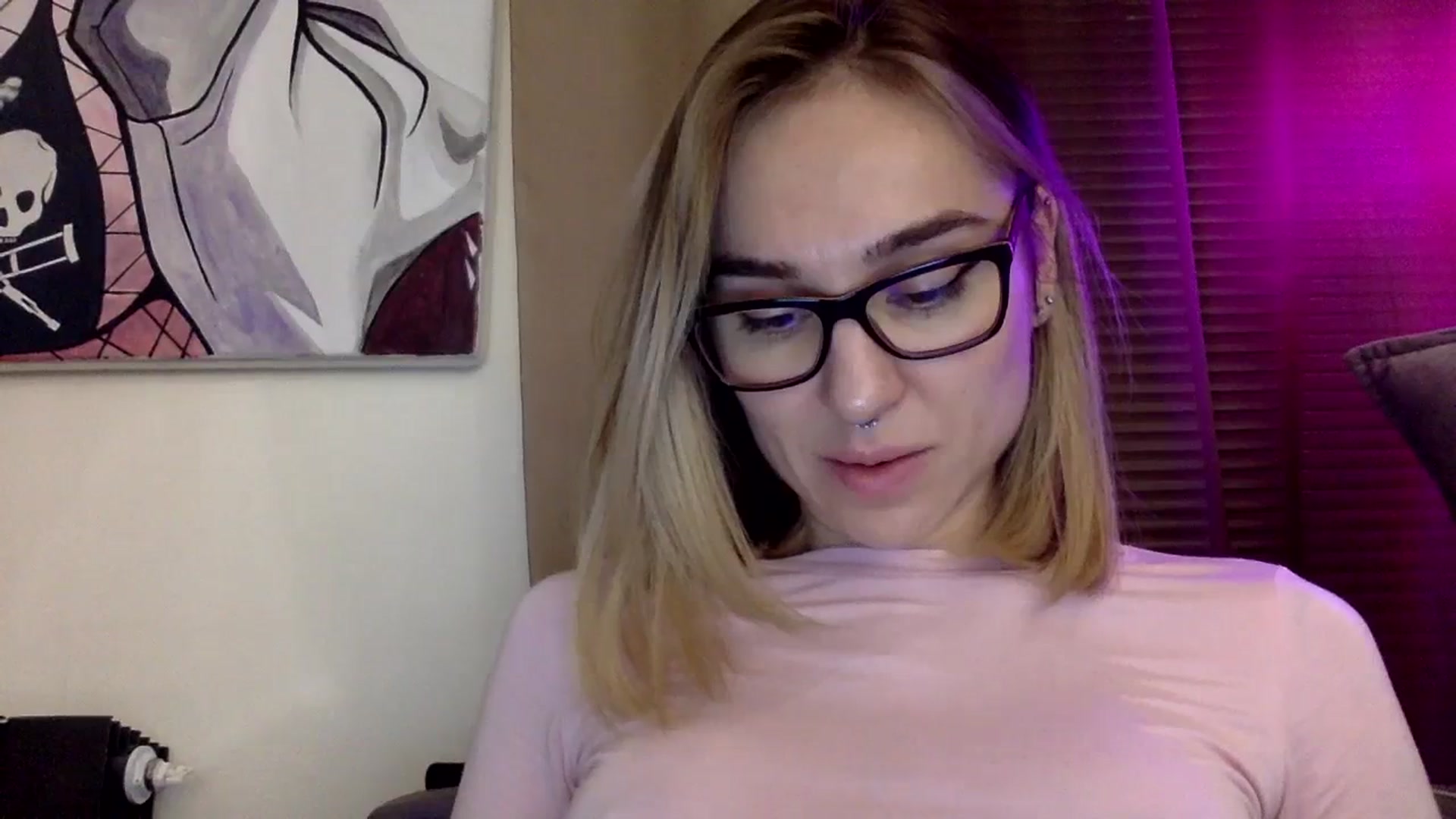 Gallery image thumbnail from EgoisticKitty's myfreecams stream on, 01/02/2024, 15:13 image 19 of 20