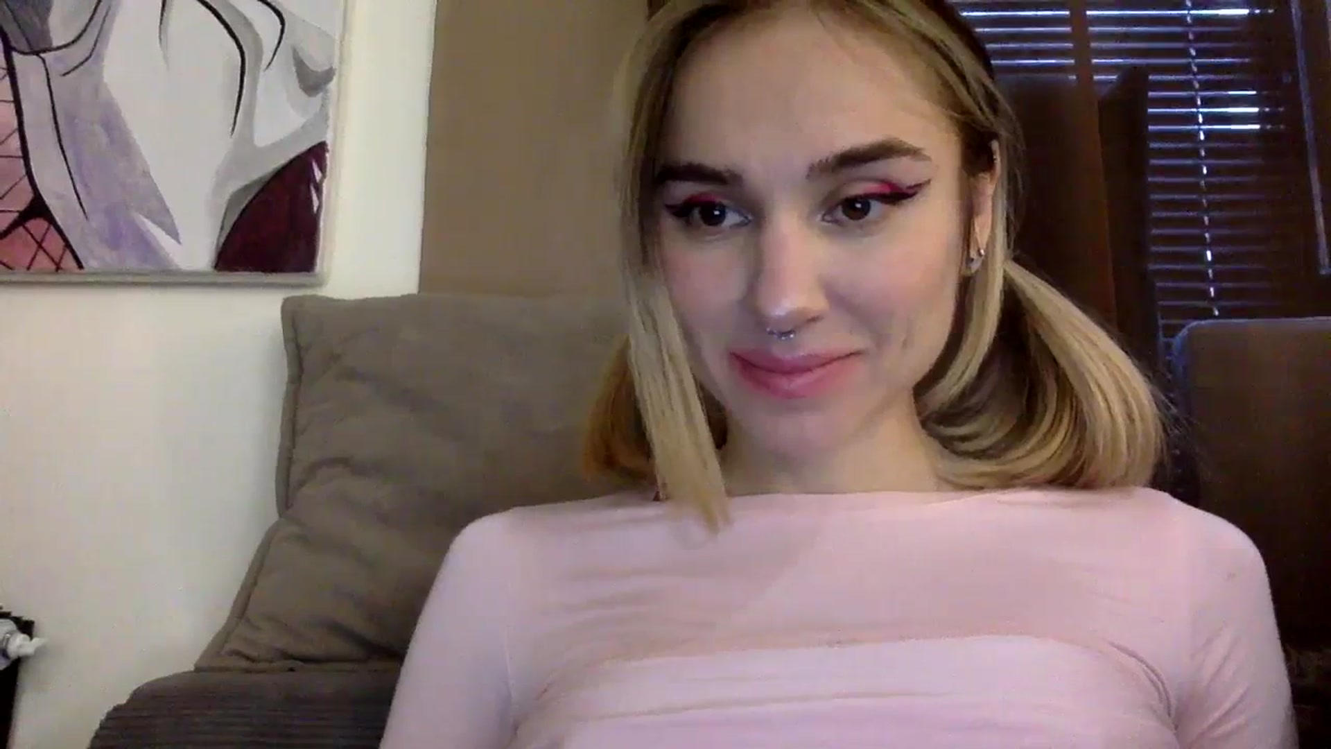 Gallery image thumbnail from EgoisticKitty's myfreecams stream on, 01/04/2024, 12:43 image 6 of 20