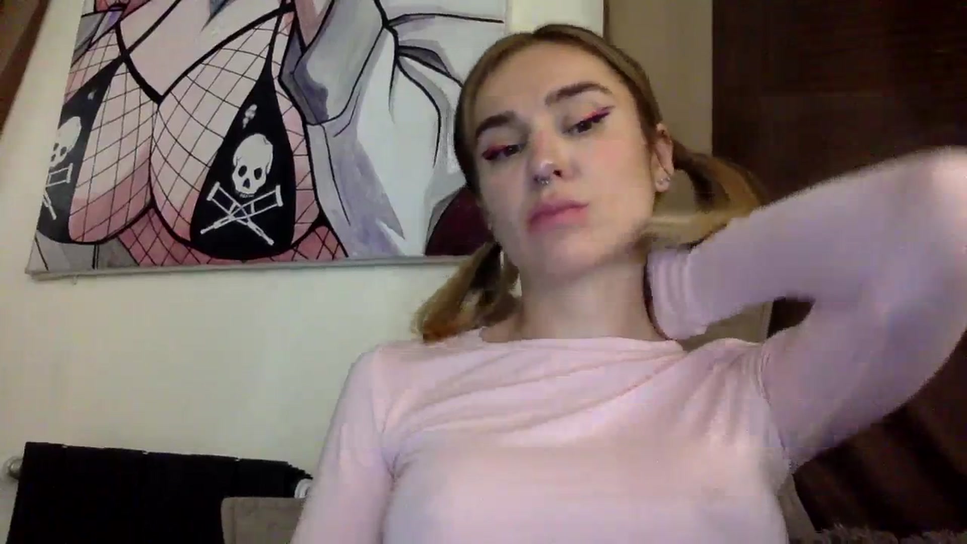 Gallery image thumbnail from EgoisticKitty's myfreecams stream on, 01/04/2024, 15:25 image 12 of 20
