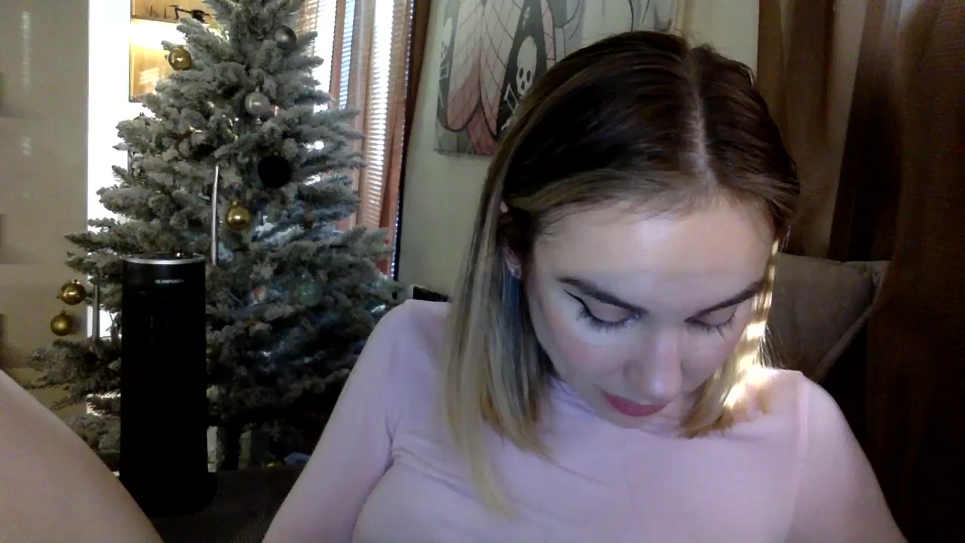 Gallery image thumbnail from EgoisticKitty's myfreecams stream on, 01/05/2024, 09:52 image 2 of 20