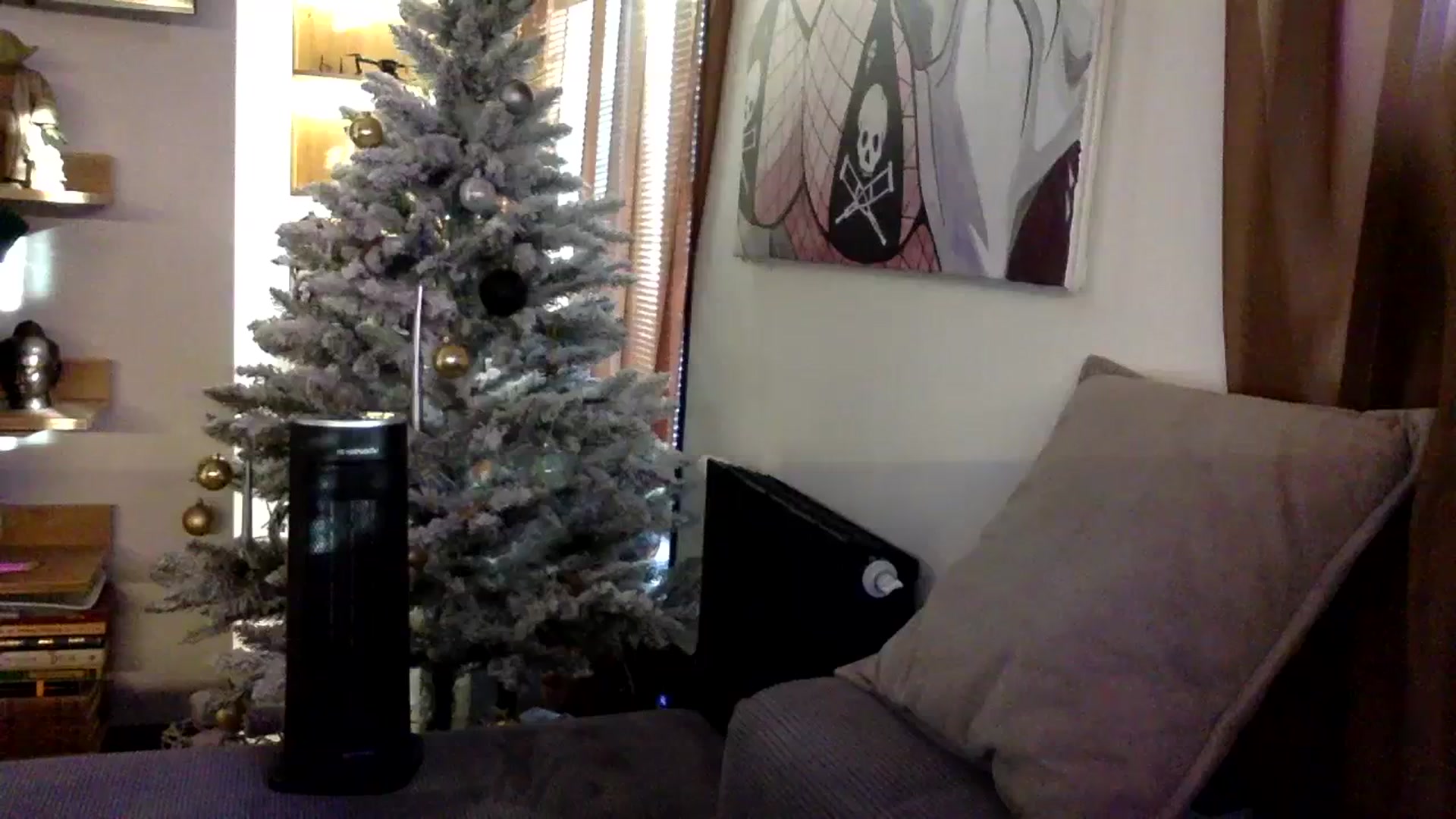 Gallery image thumbnail from EgoisticKitty's myfreecams stream on, 01/05/2024, 09:52 image 5 of 20