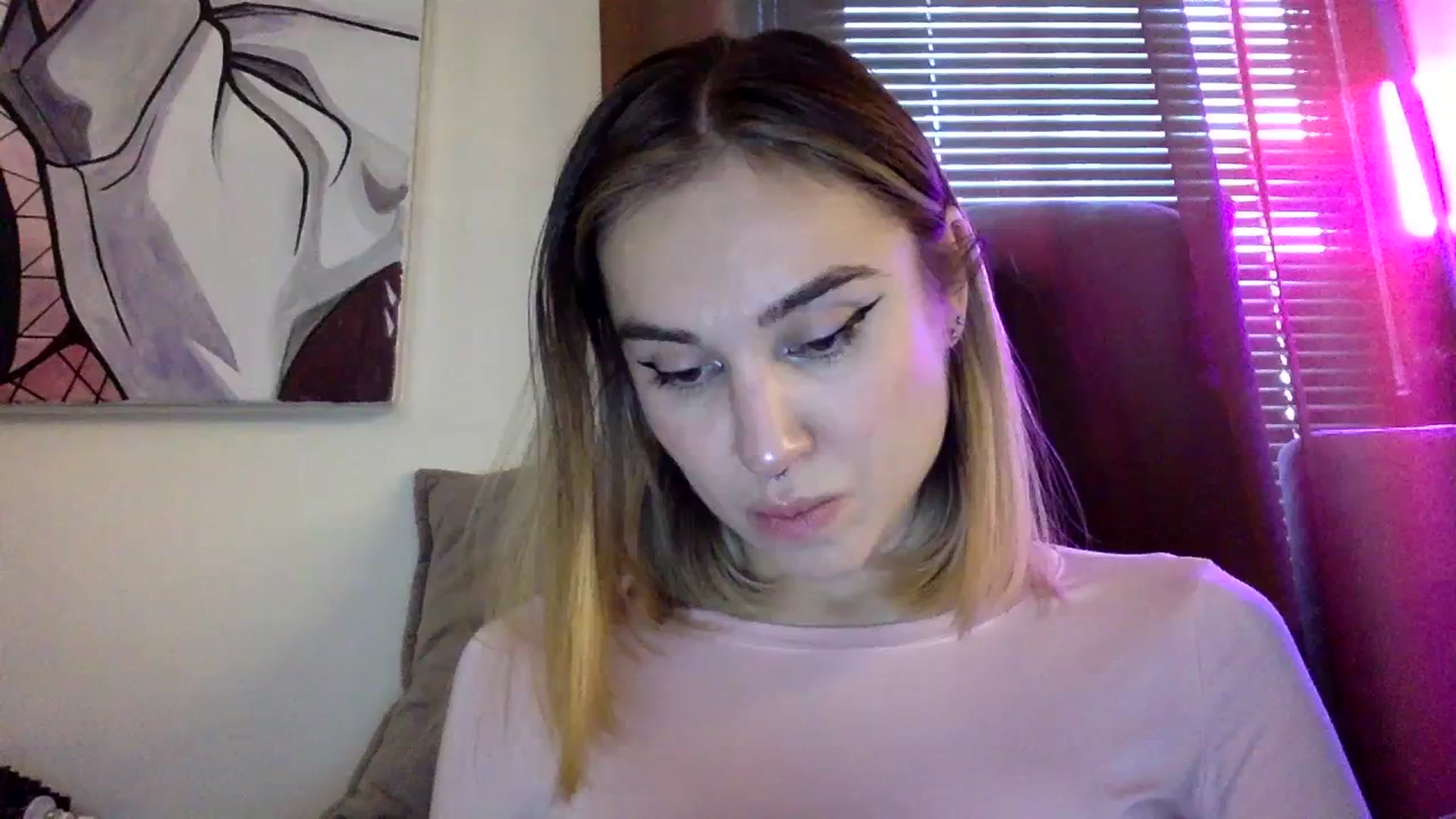 Gallery image thumbnail from EgoisticKitty's myfreecams stream on, 01/05/2024, 11:16 image 1 of 20