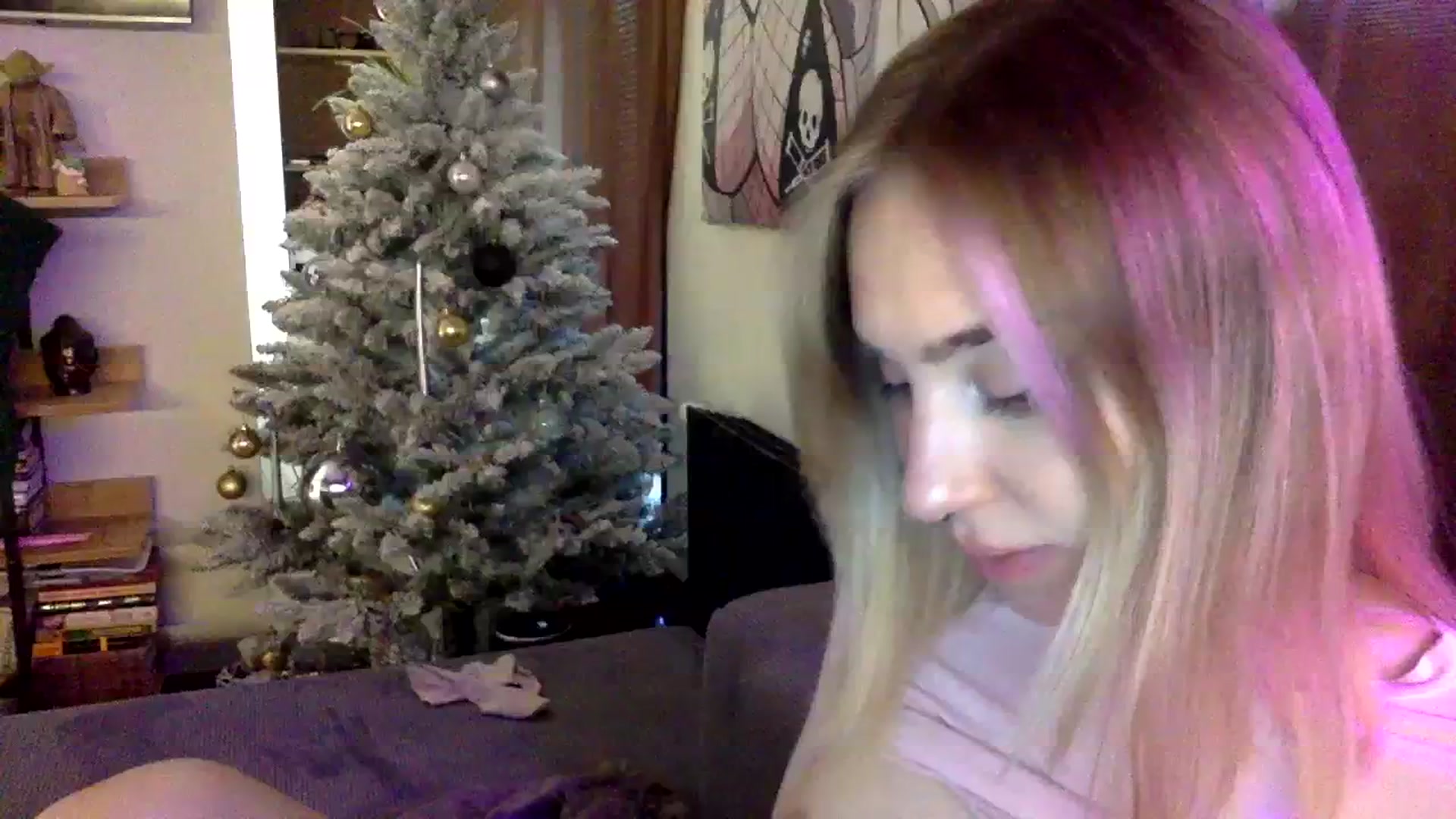 Gallery image thumbnail from EgoisticKitty's myfreecams stream on, 01/06/2024, 09:38 image 4 of 20