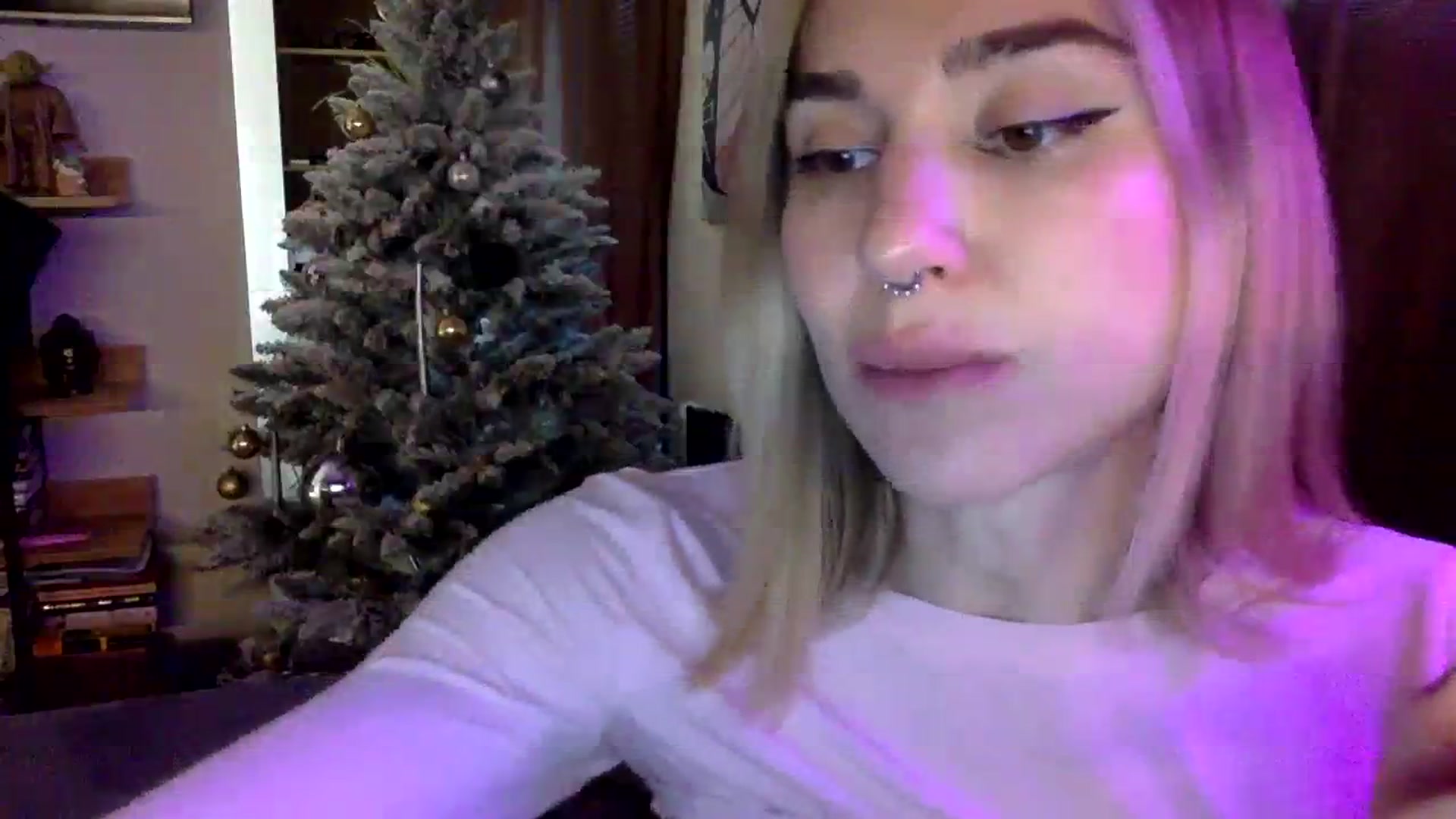 Gallery image thumbnail from EgoisticKitty's myfreecams stream on, 01/06/2024, 09:38 image 2 of 20