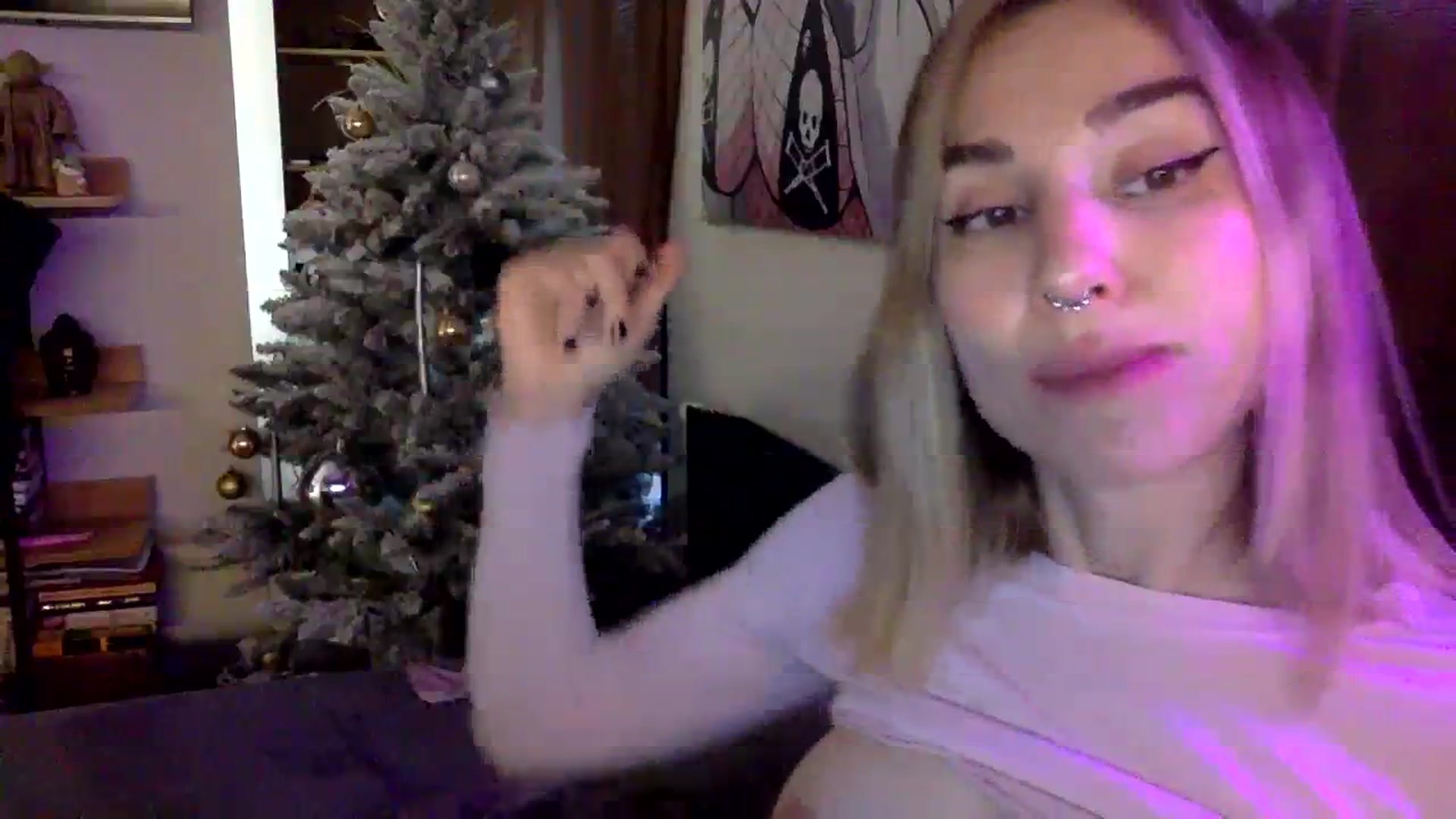 Gallery image thumbnail from EgoisticKitty's myfreecams stream on, 01/06/2024, 09:38 image 3 of 20